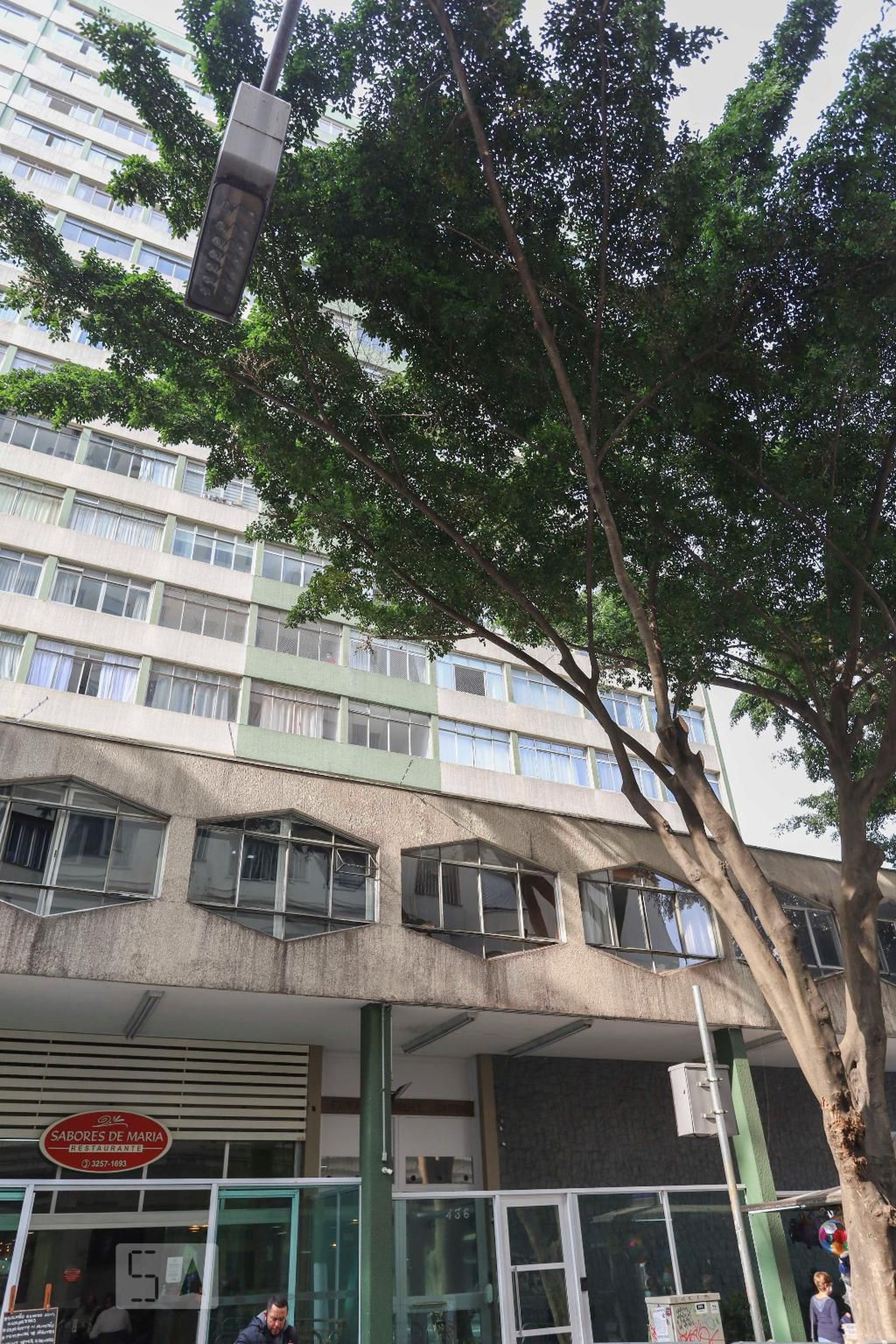 Fachada Condomínio em Rua Dona Antônia de Queirós, 426