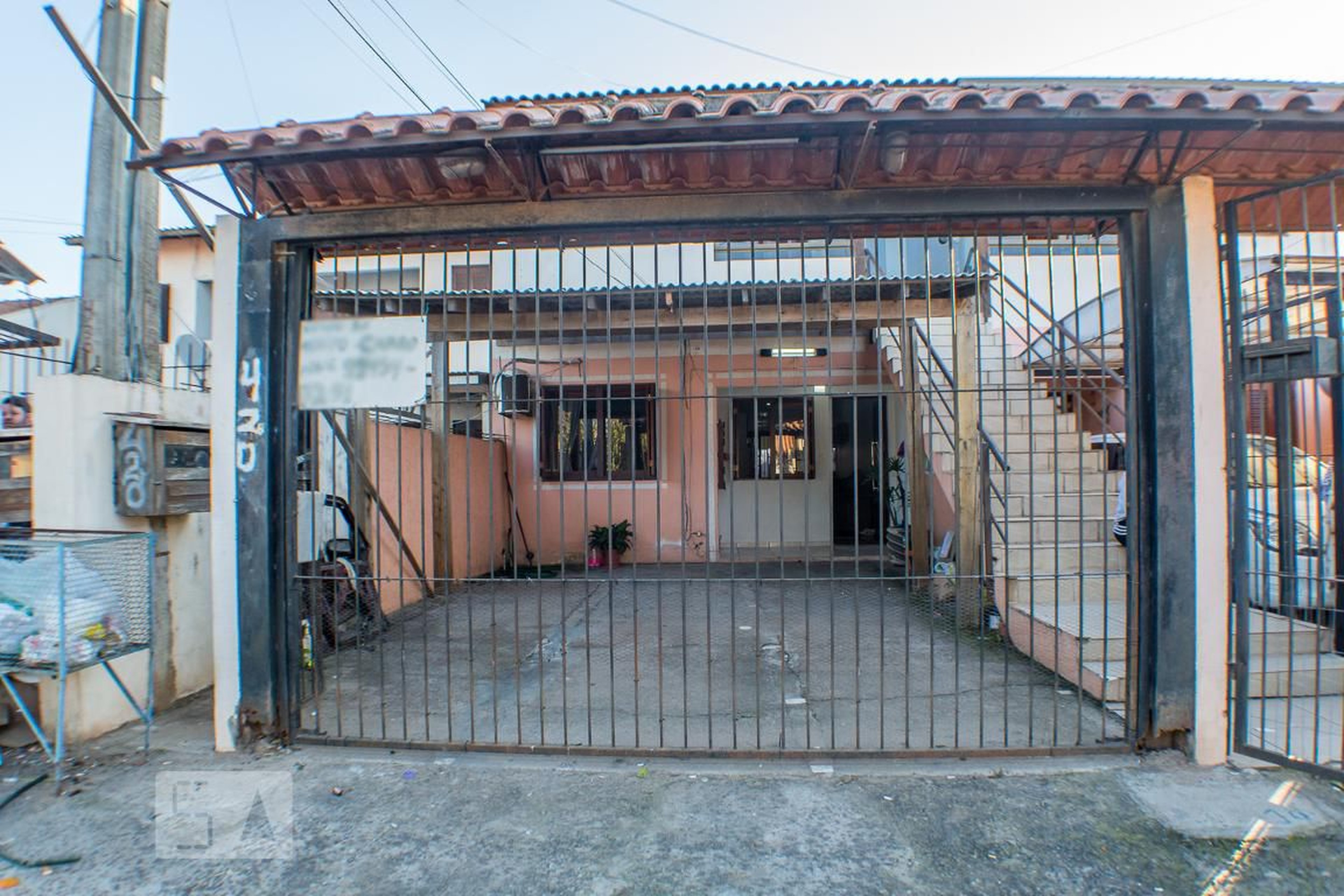 Fachada Condomínio em Rua Irmã Santos, 420