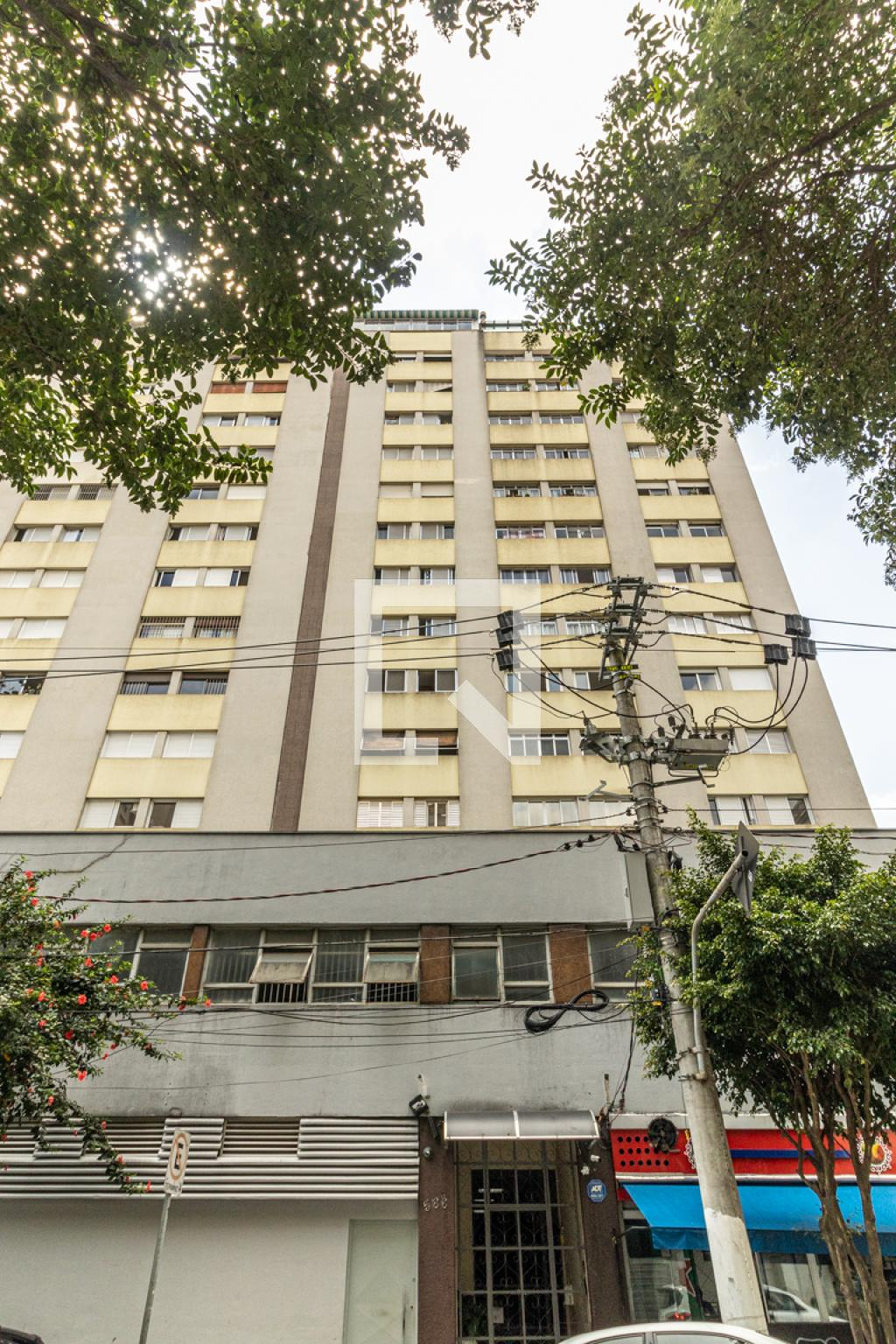 Fachada Condomínio Eduardo Prado