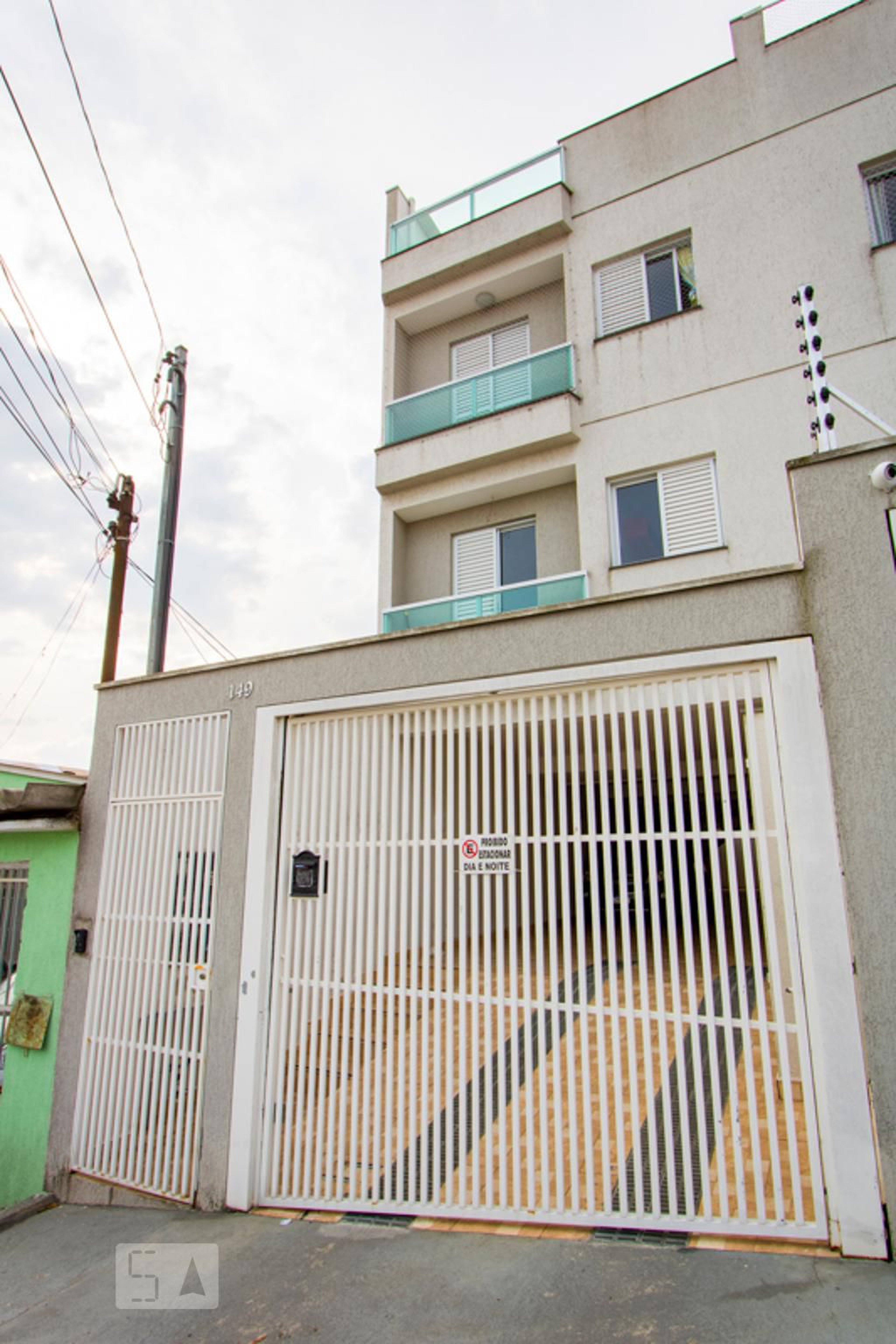 Fachada Condomínio em Rua Roquete Pinto, 149
