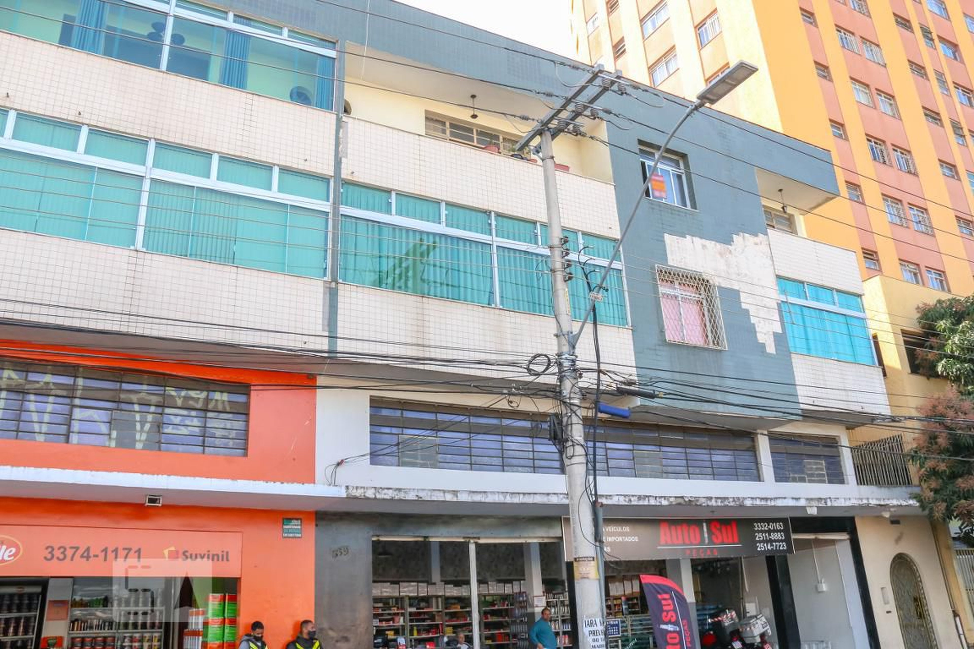 Fachada Condomínio em Avenida Silva Lobo, 367