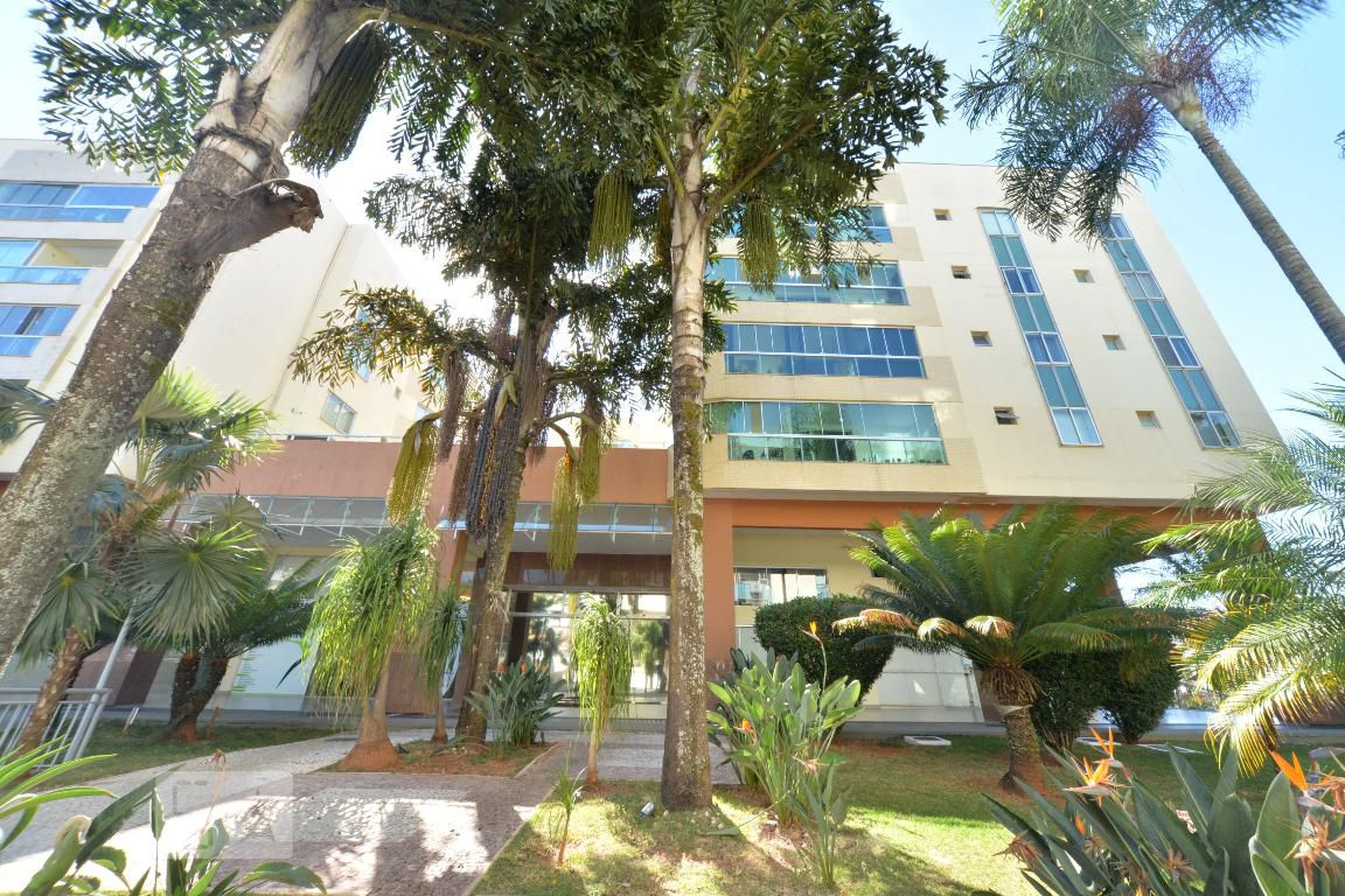 Fachada Condomínio Sant Regis