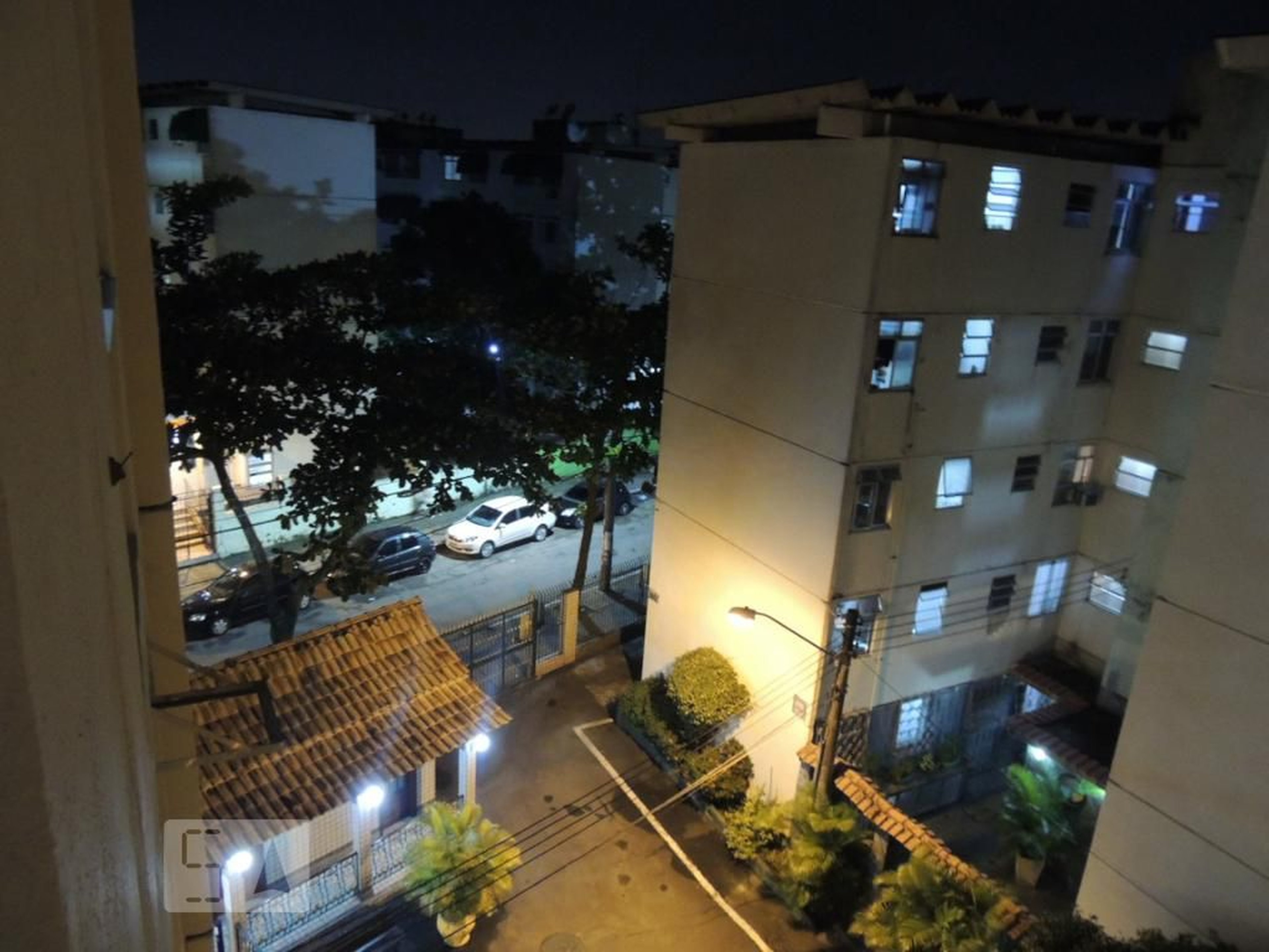 Condomínio - o Regina Celia Silva Flora