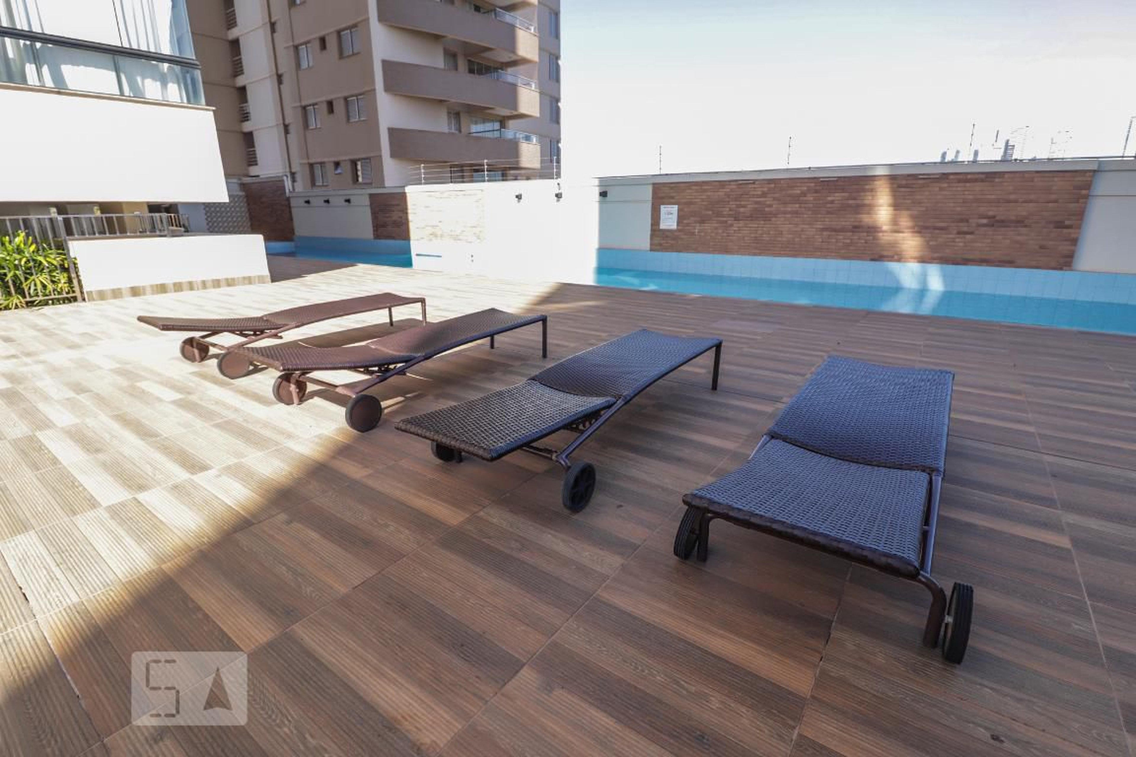 Piscina - Residencial Gran España