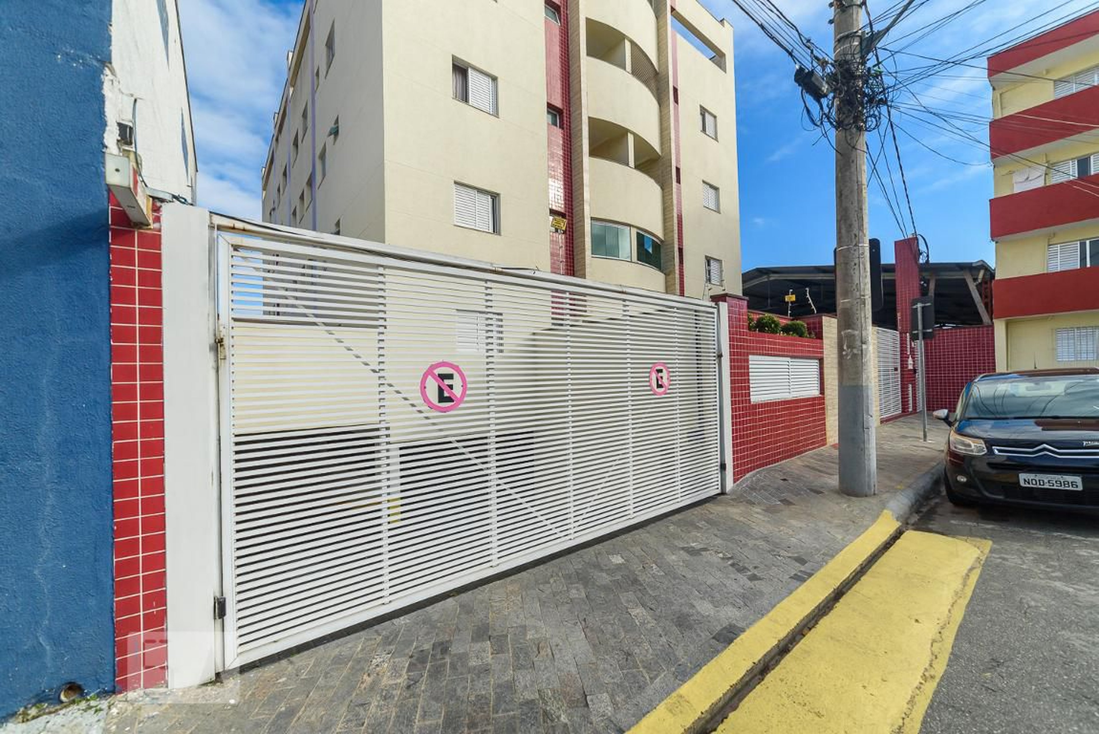 Fachada do Condomínio Condomínio Orlando Massinelli