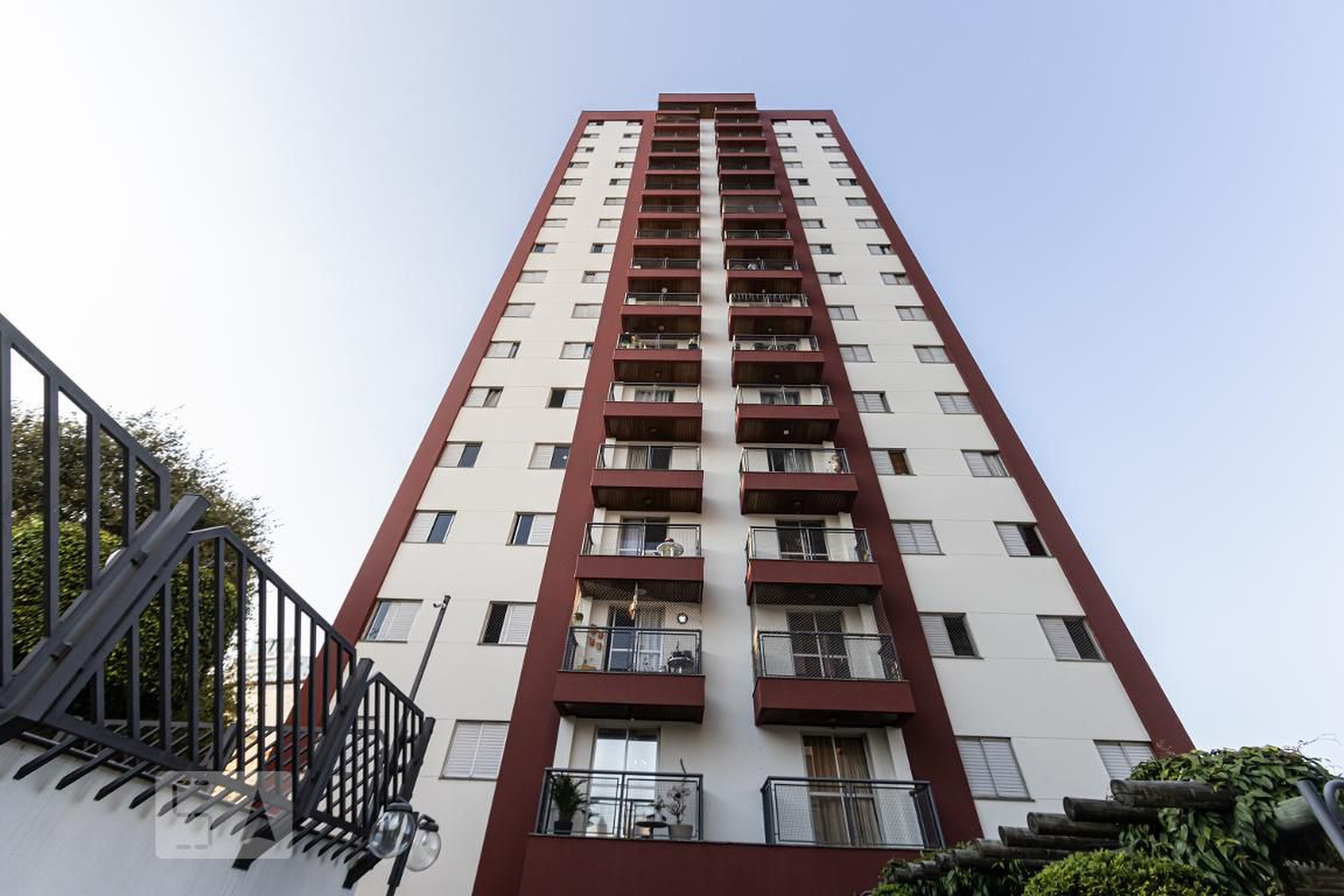 Fachada Condomínio em Rua Bom Jesus, 1131