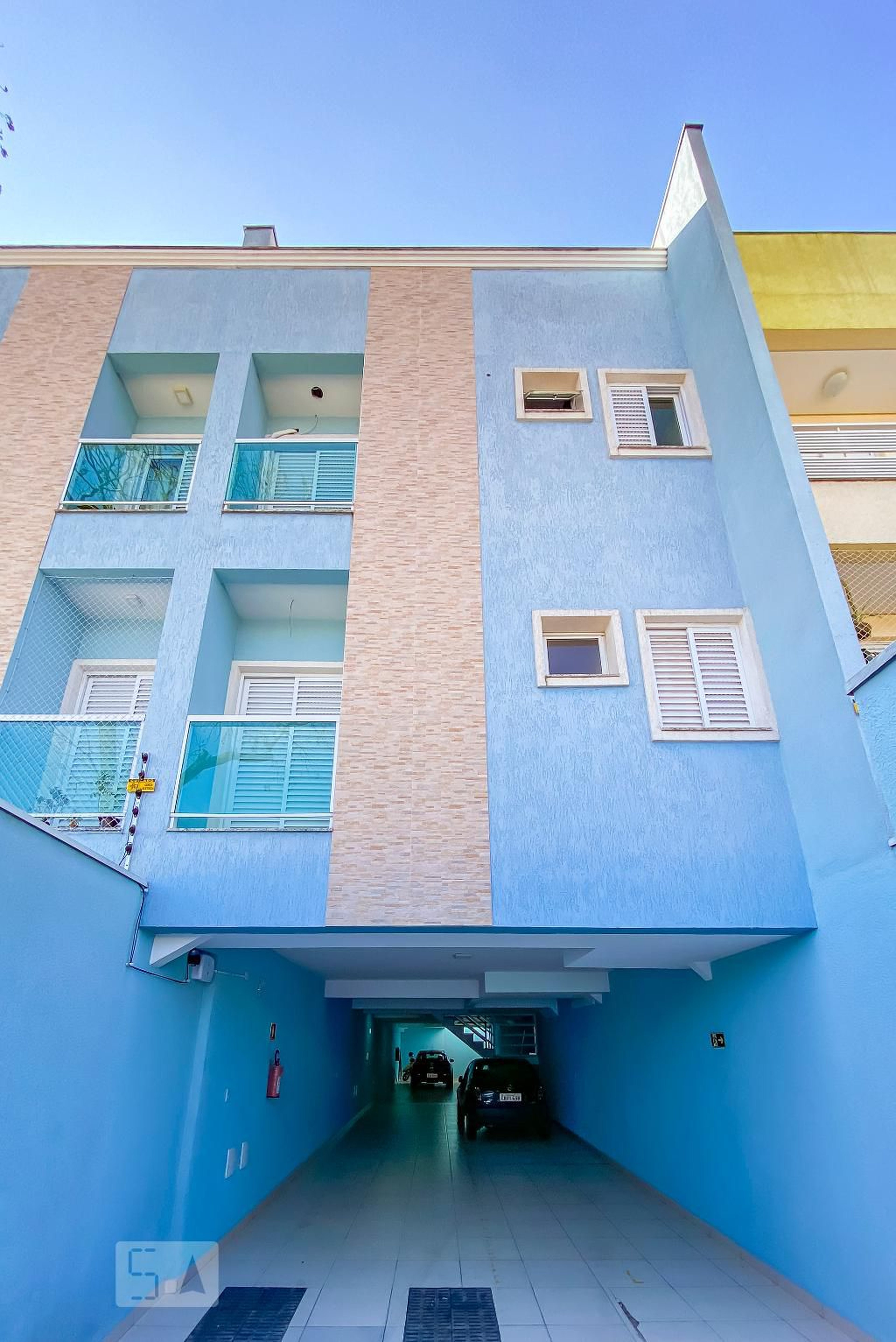 Fachada Condomínio em Rua Farsalia, 93