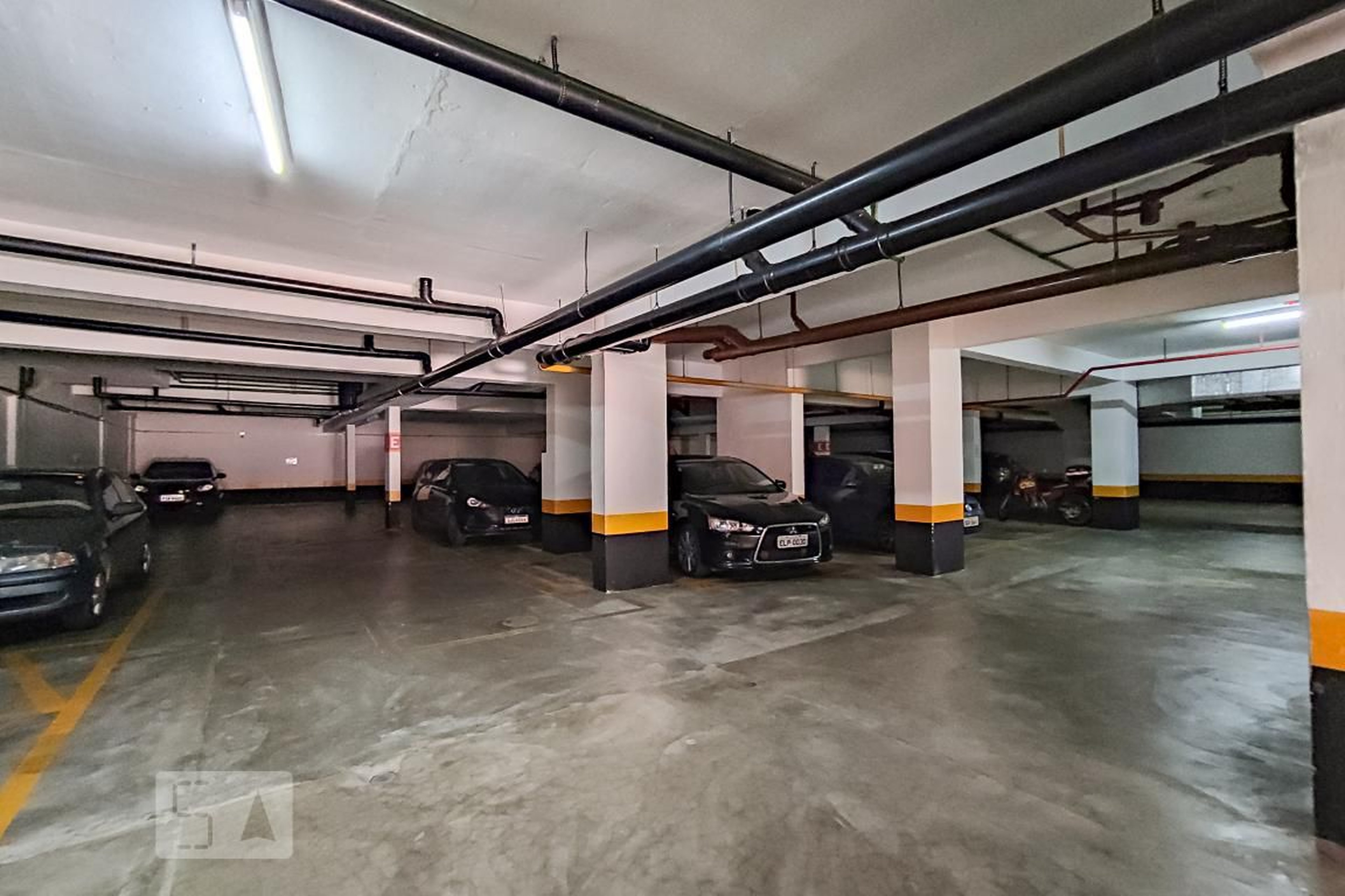 Estacionamento - Edifício Ilha de Capri Tropical