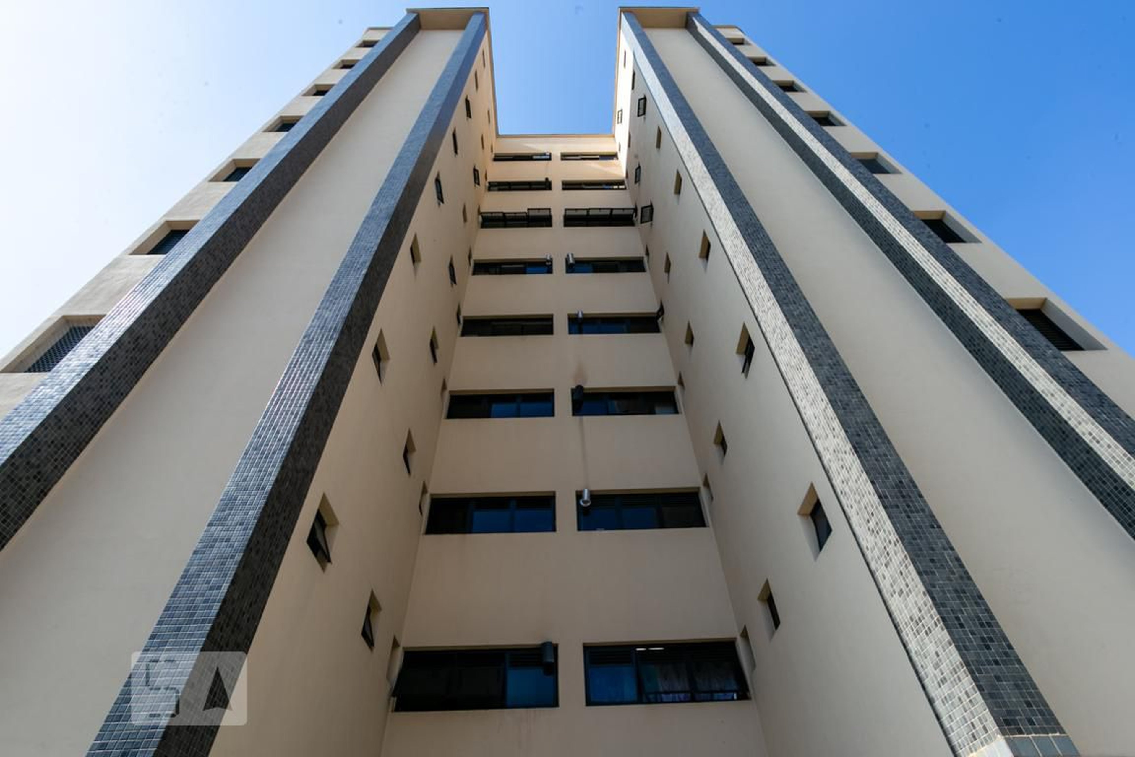 Fachada do prédio Condomínio Barra Dourada