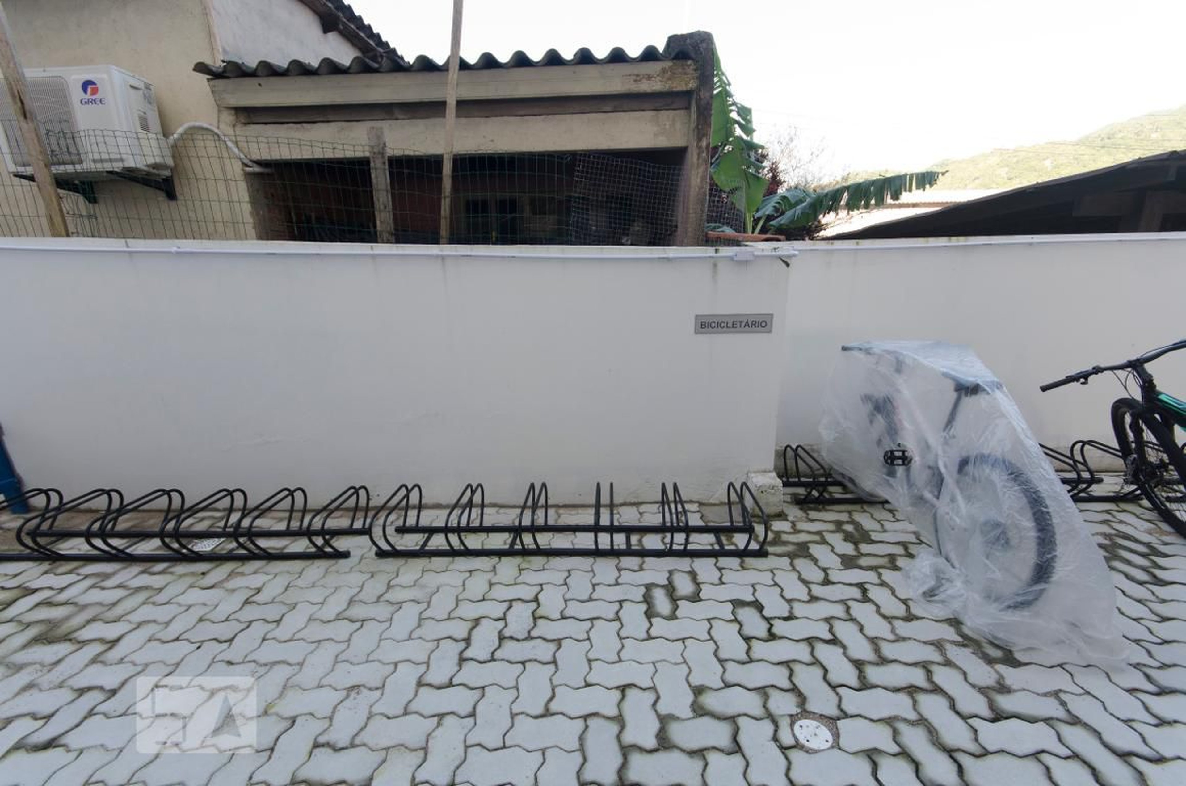 Bicicletário - Casa Blanca