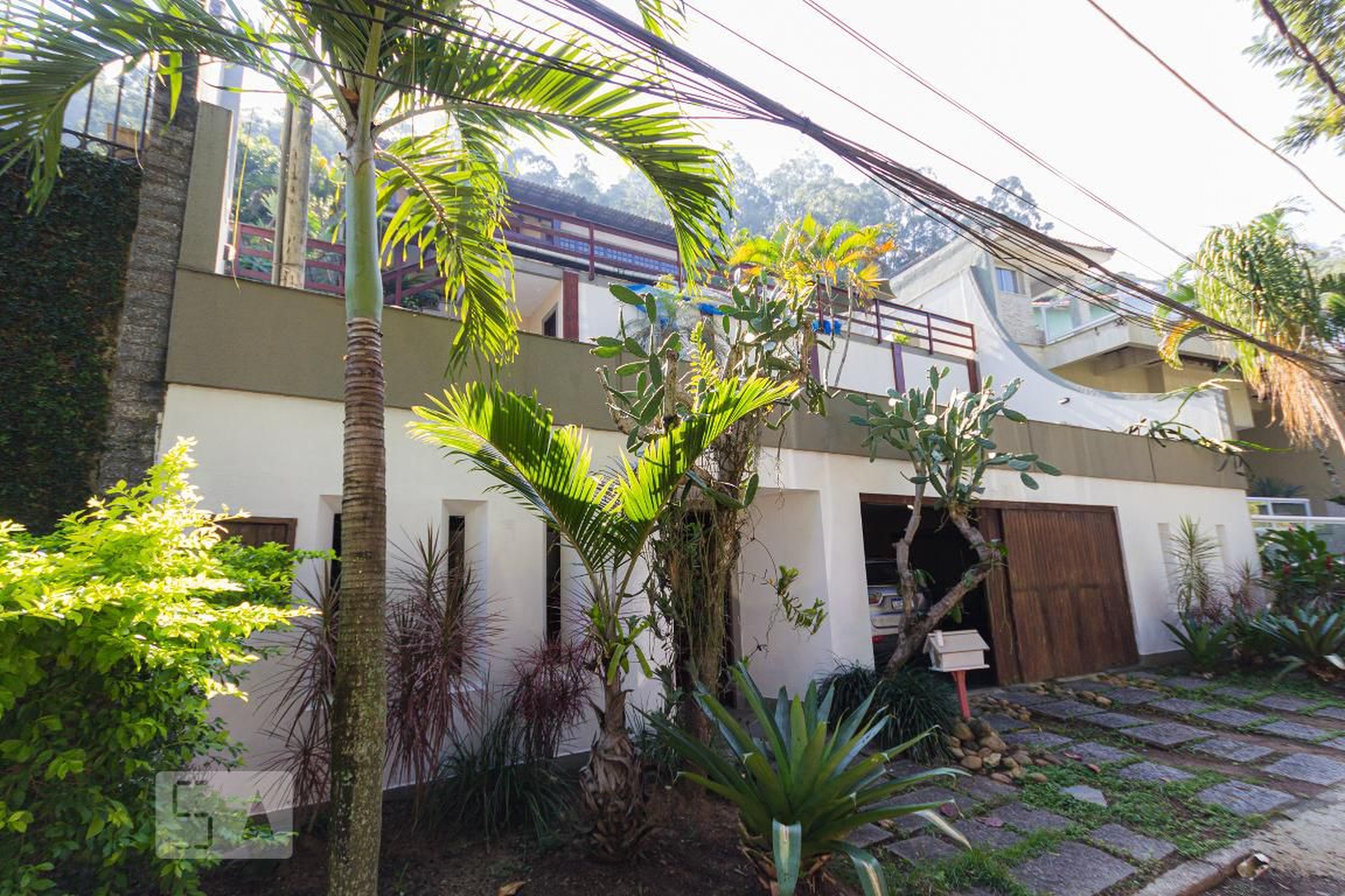 Fachada Condomínio em Rua Gama Malcher, 313