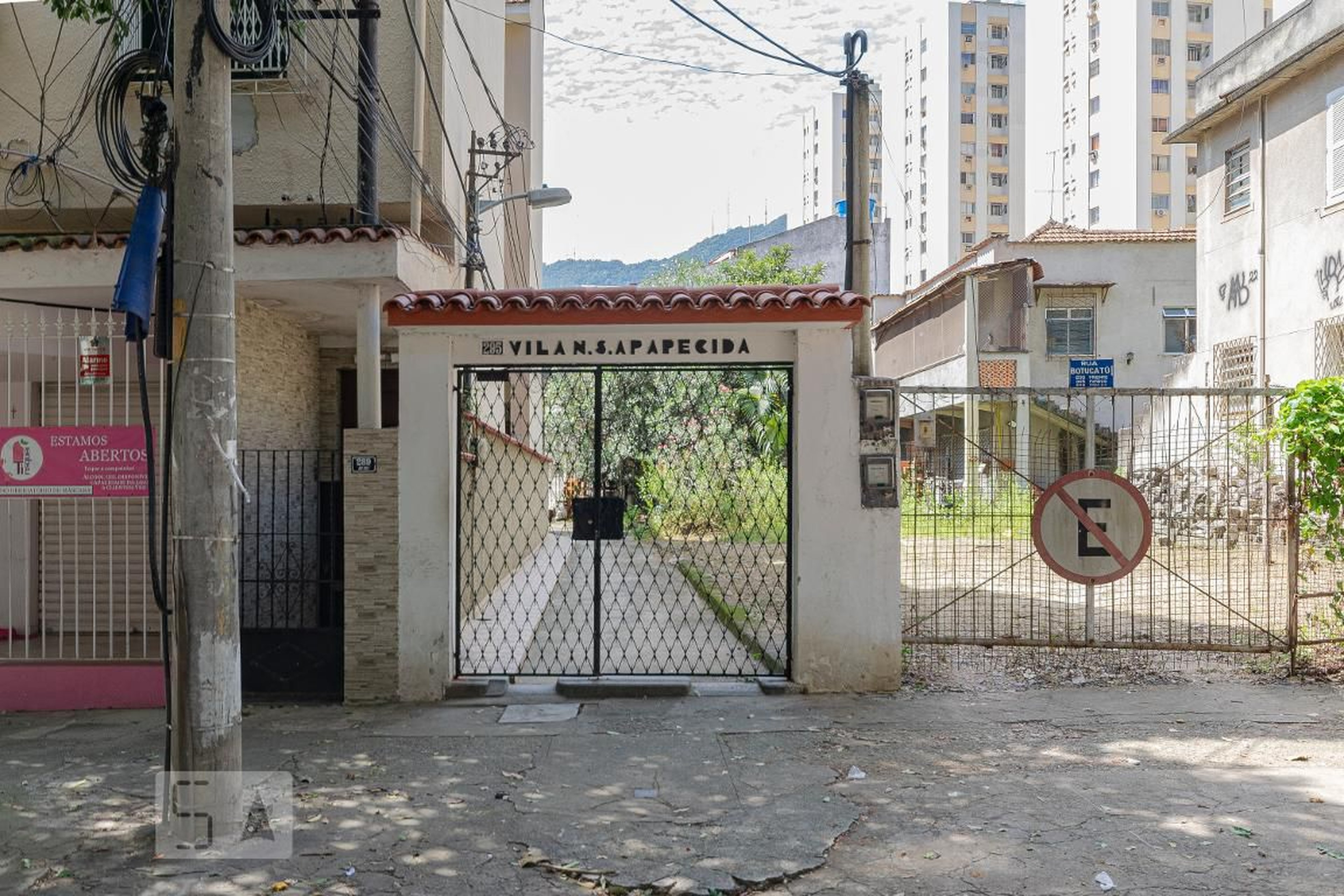 Fachada do Condomínio Condomínio Vila Nossa Senhora Aparecida