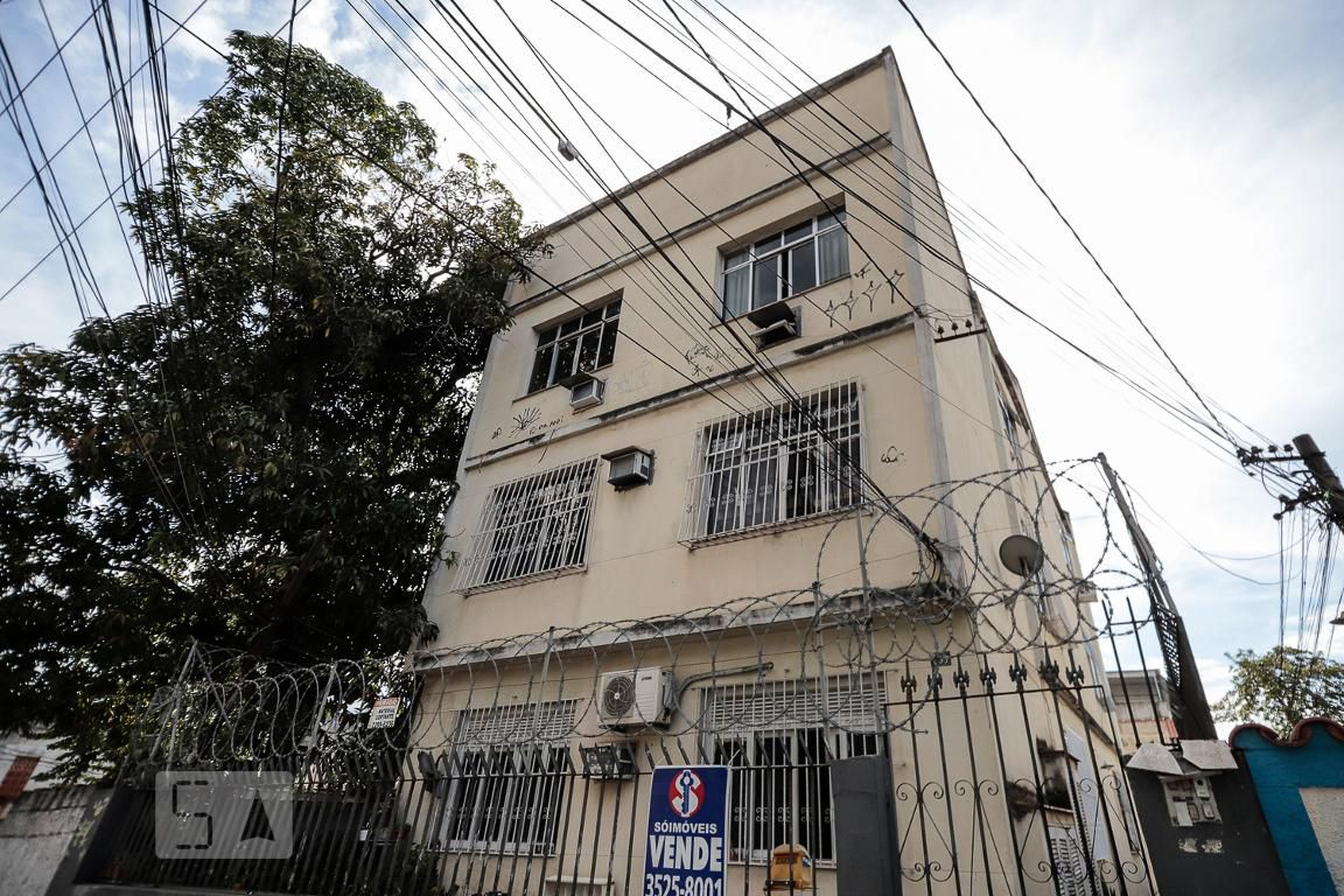 Fachada Condomínio em Rua Barão do Bom Retiro, 508