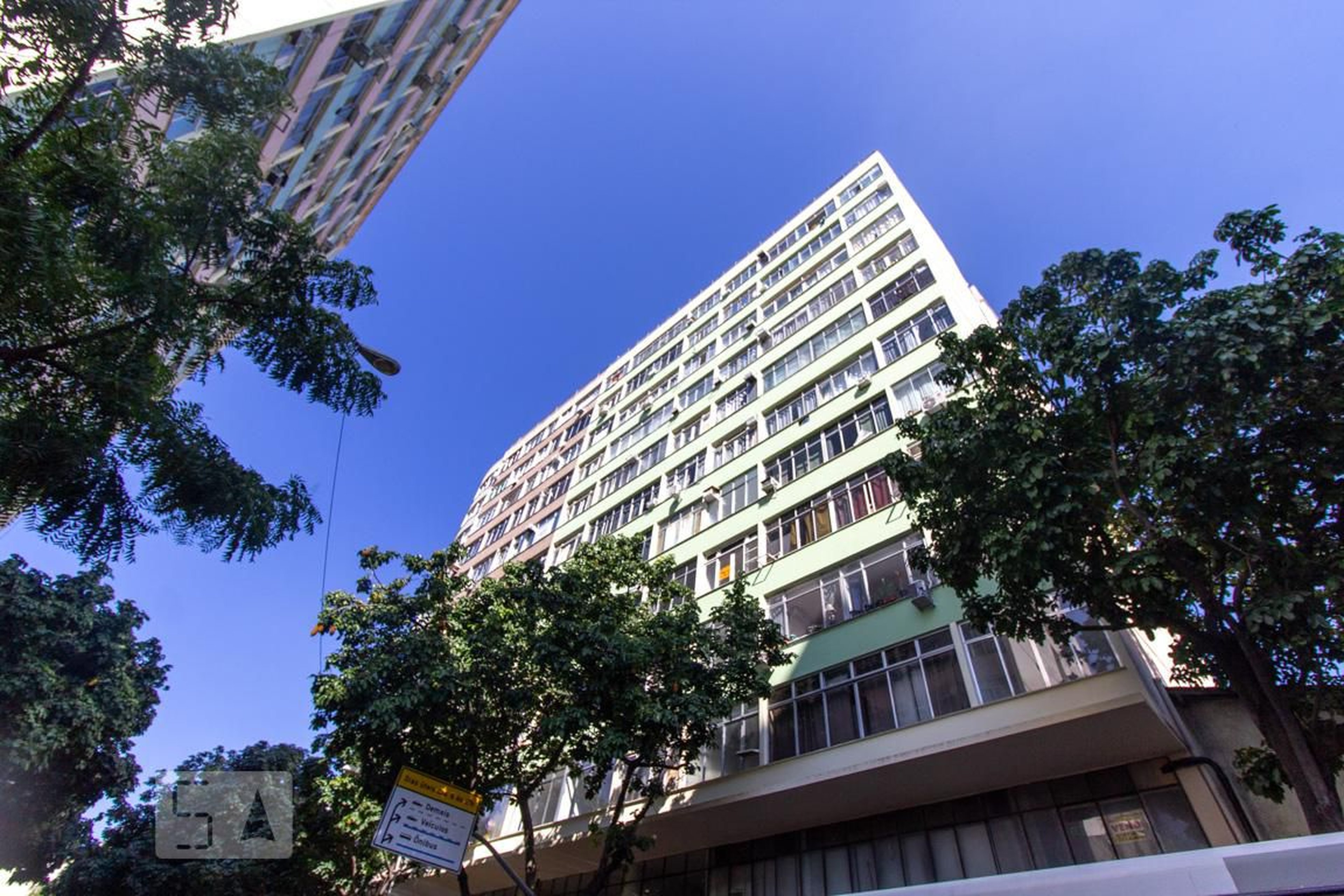 Fachada Condomínio em Avenida Mem de Sá, 172