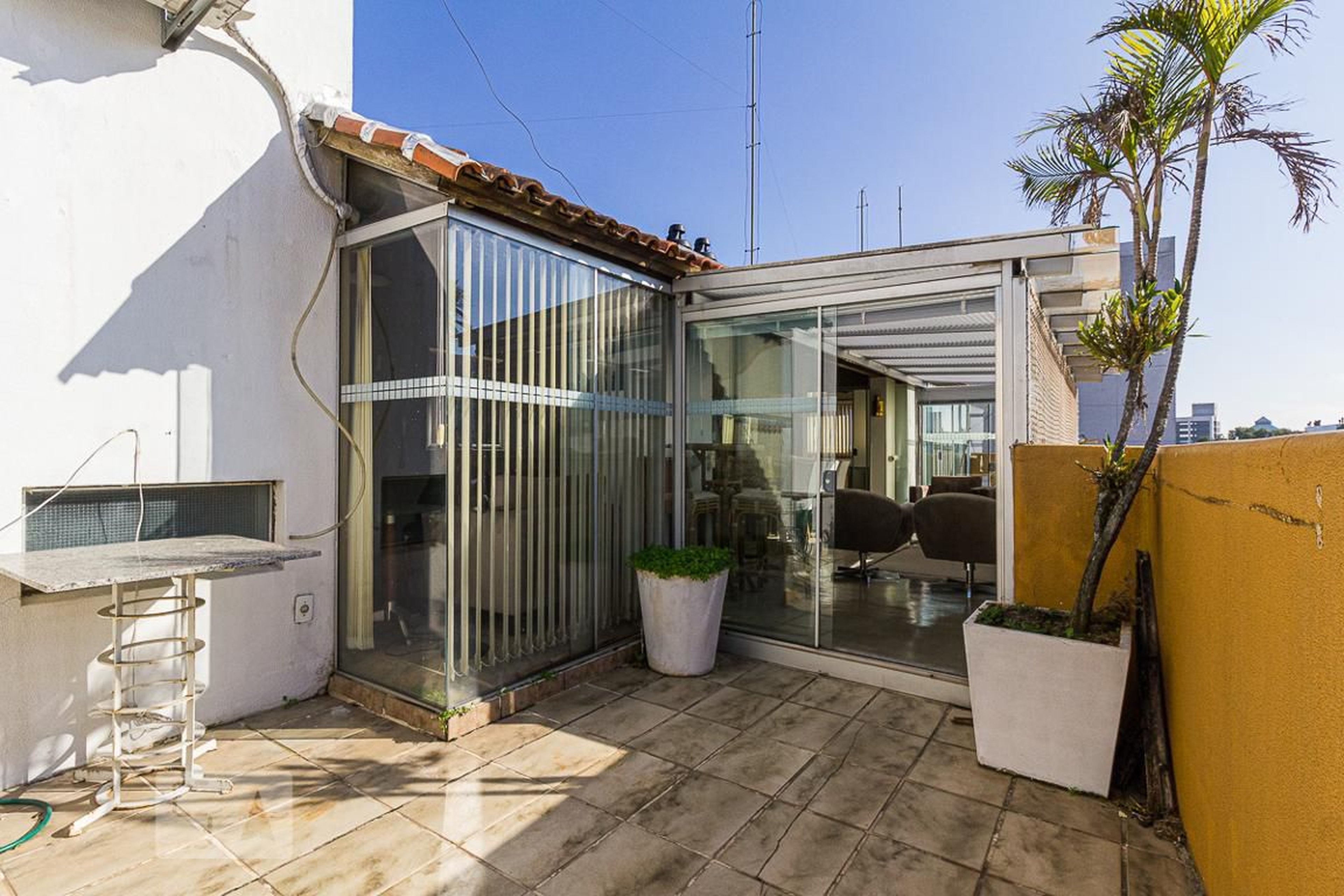 Área Externa - Solar Anita Garibaldi