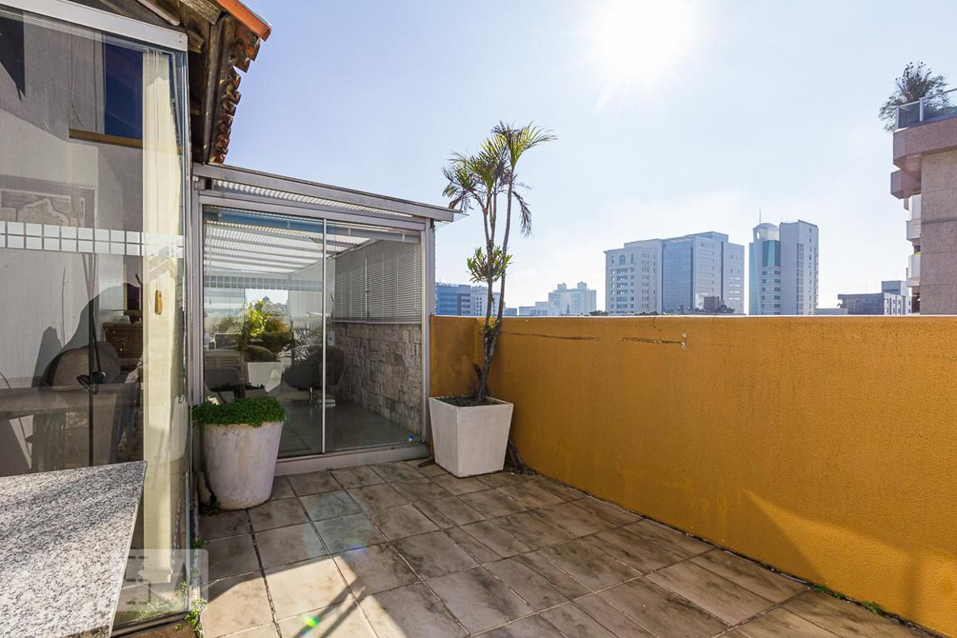 Área Externa - Solar Anita Garibaldi