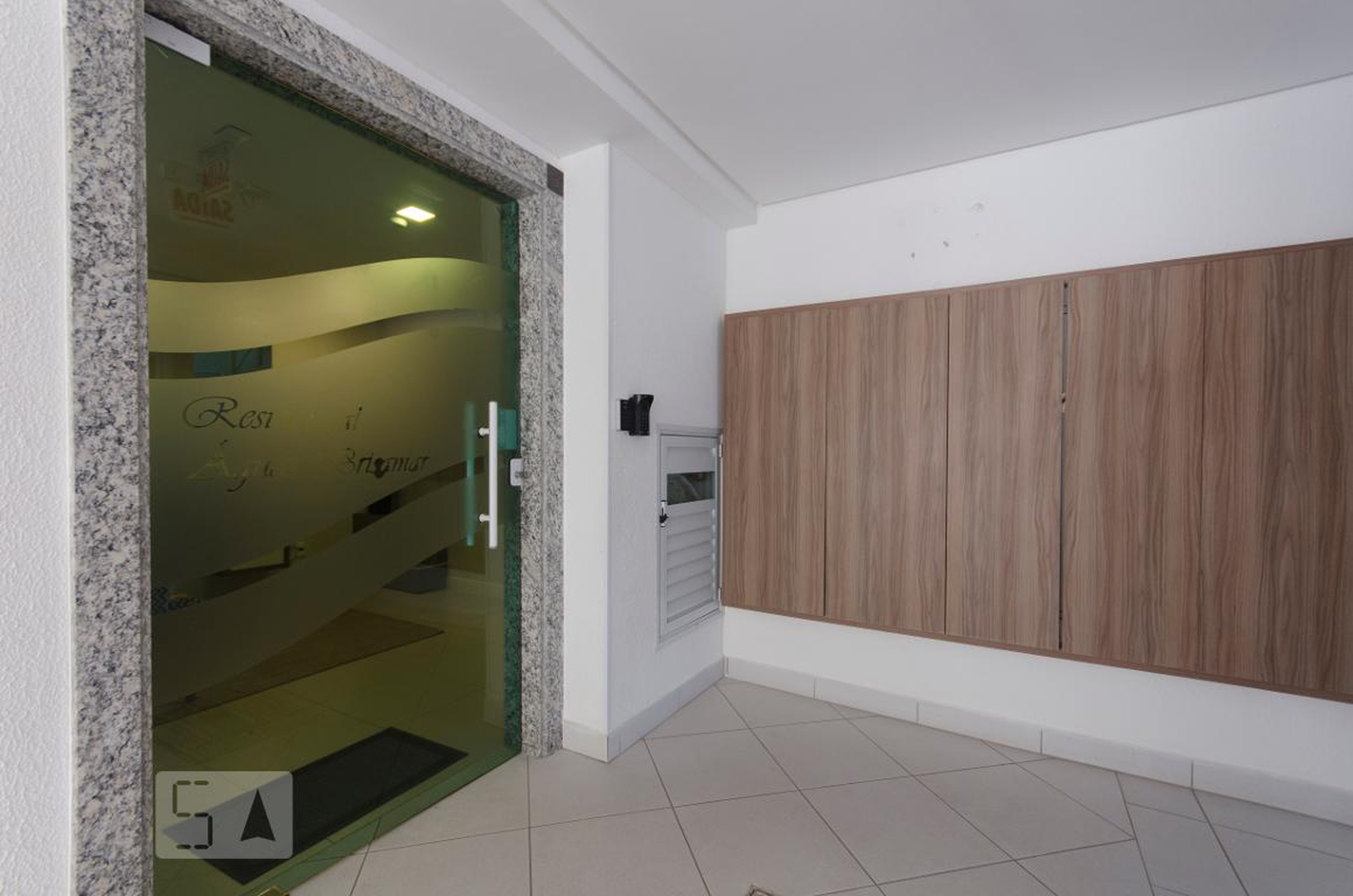 Hall de Entrada - Águas Brisamar