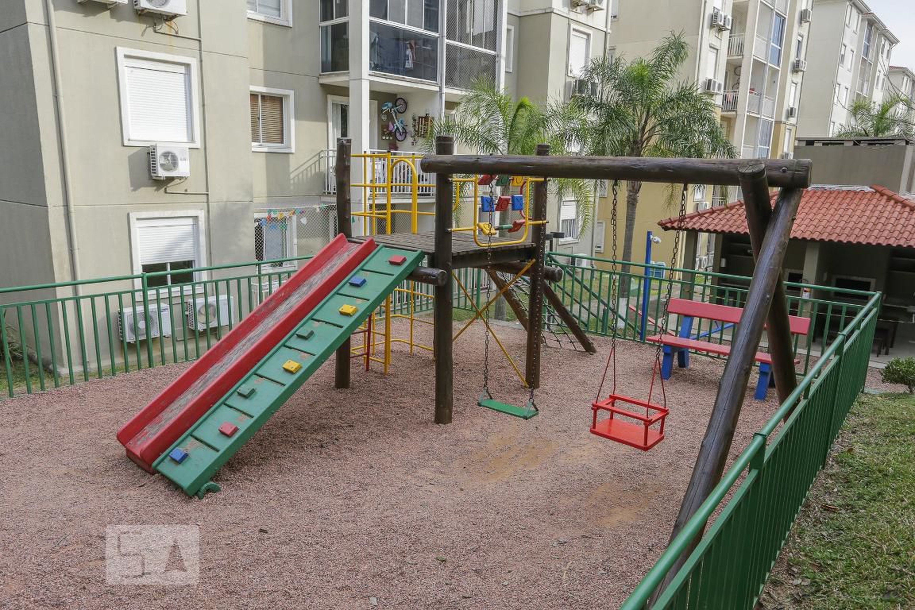 Playground - Rossi Brisa