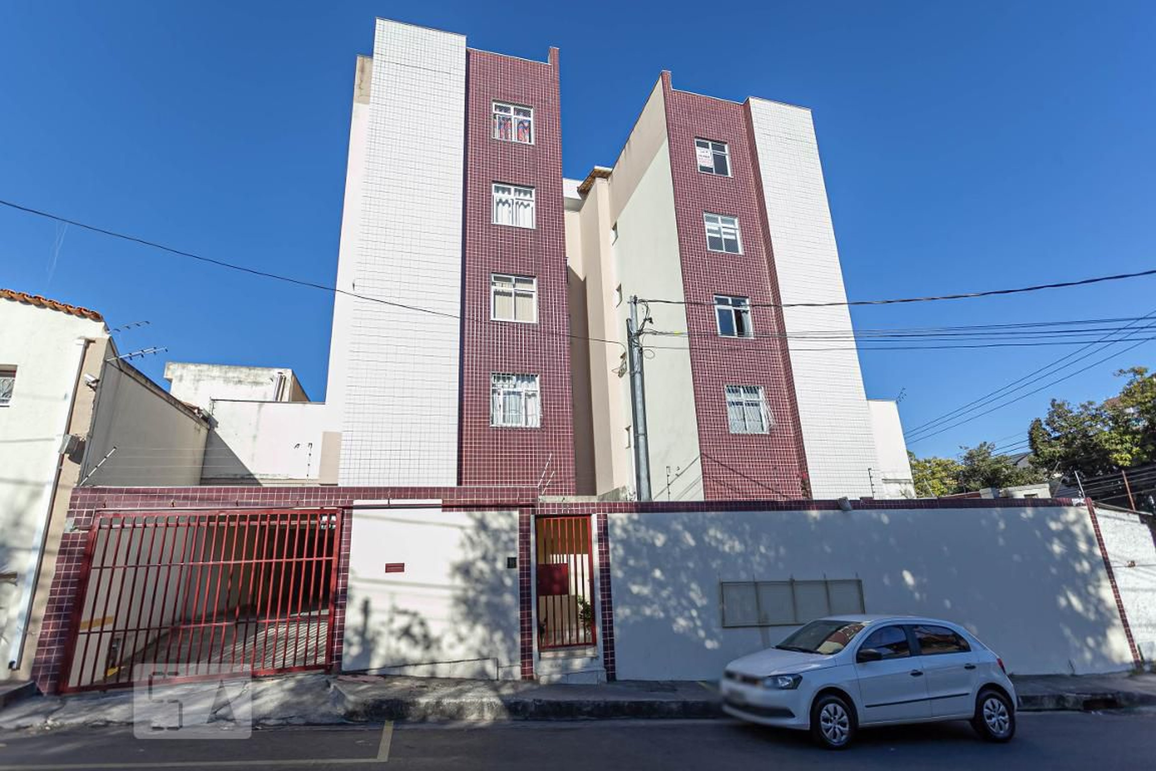 Fachada do prédio Condomínio em Rua São Mateus, 16