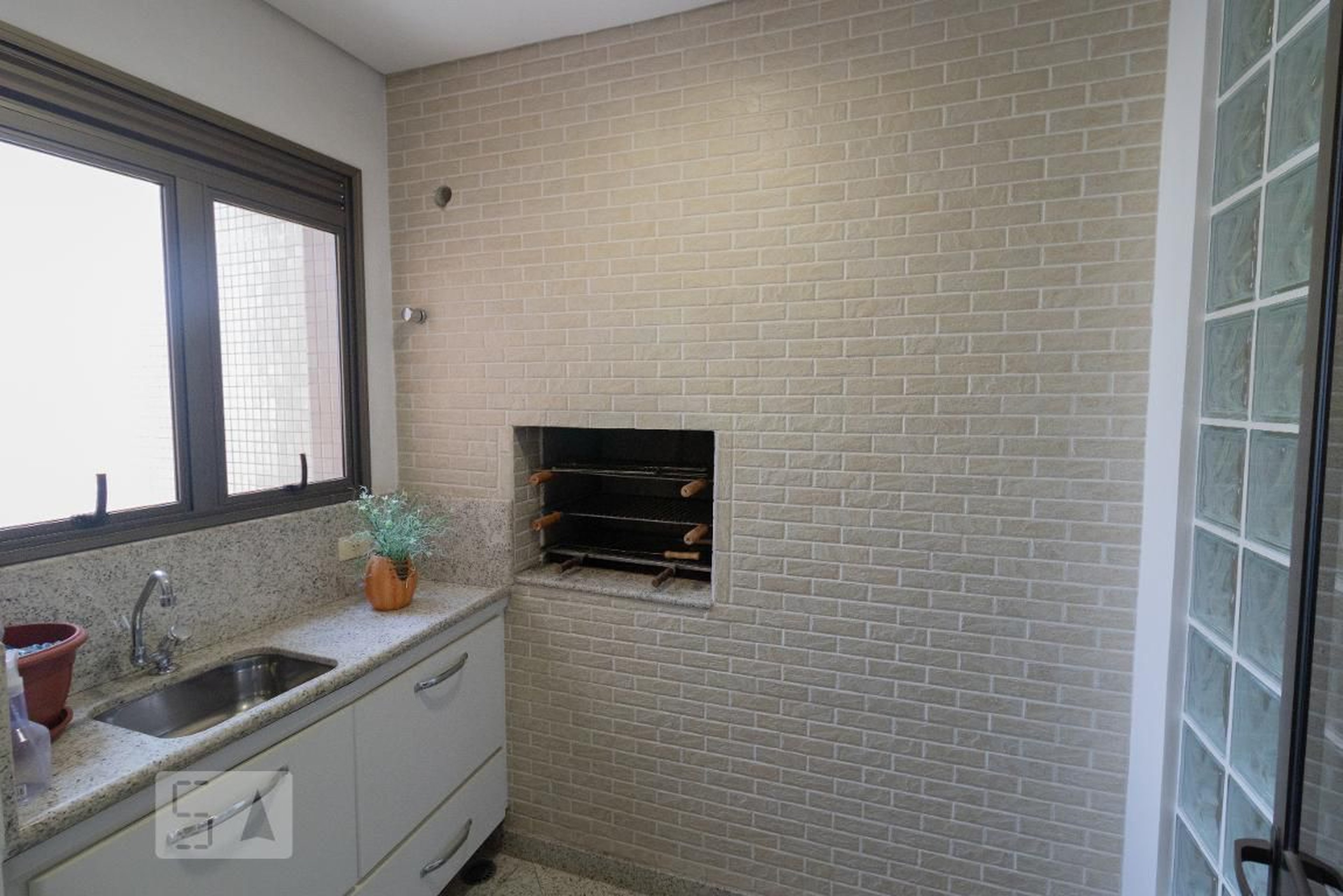 Churrasqueira - Edifício Máximo