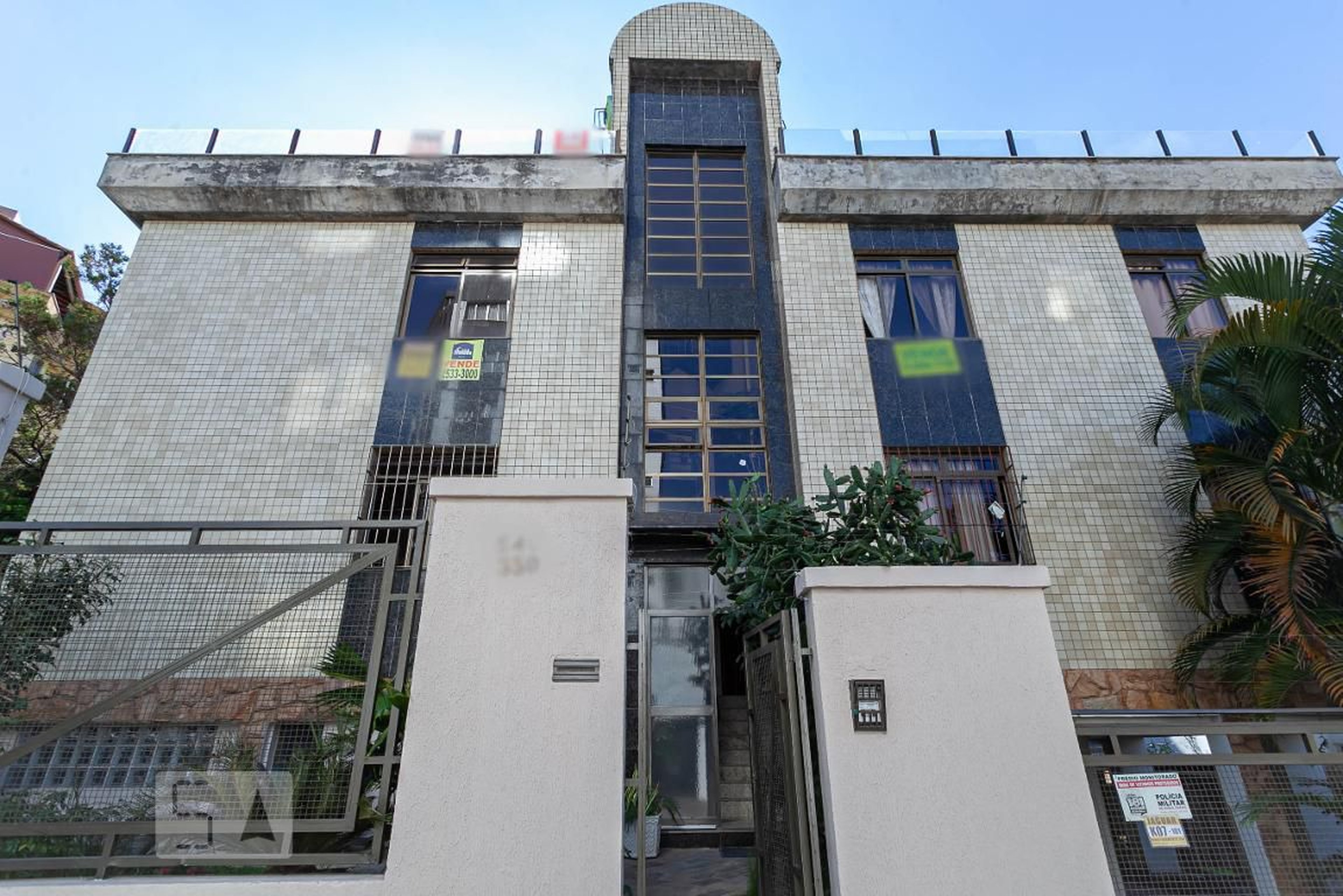 Fachada do prédio Condomínio em Rua Professor Antônio Márcio, 380