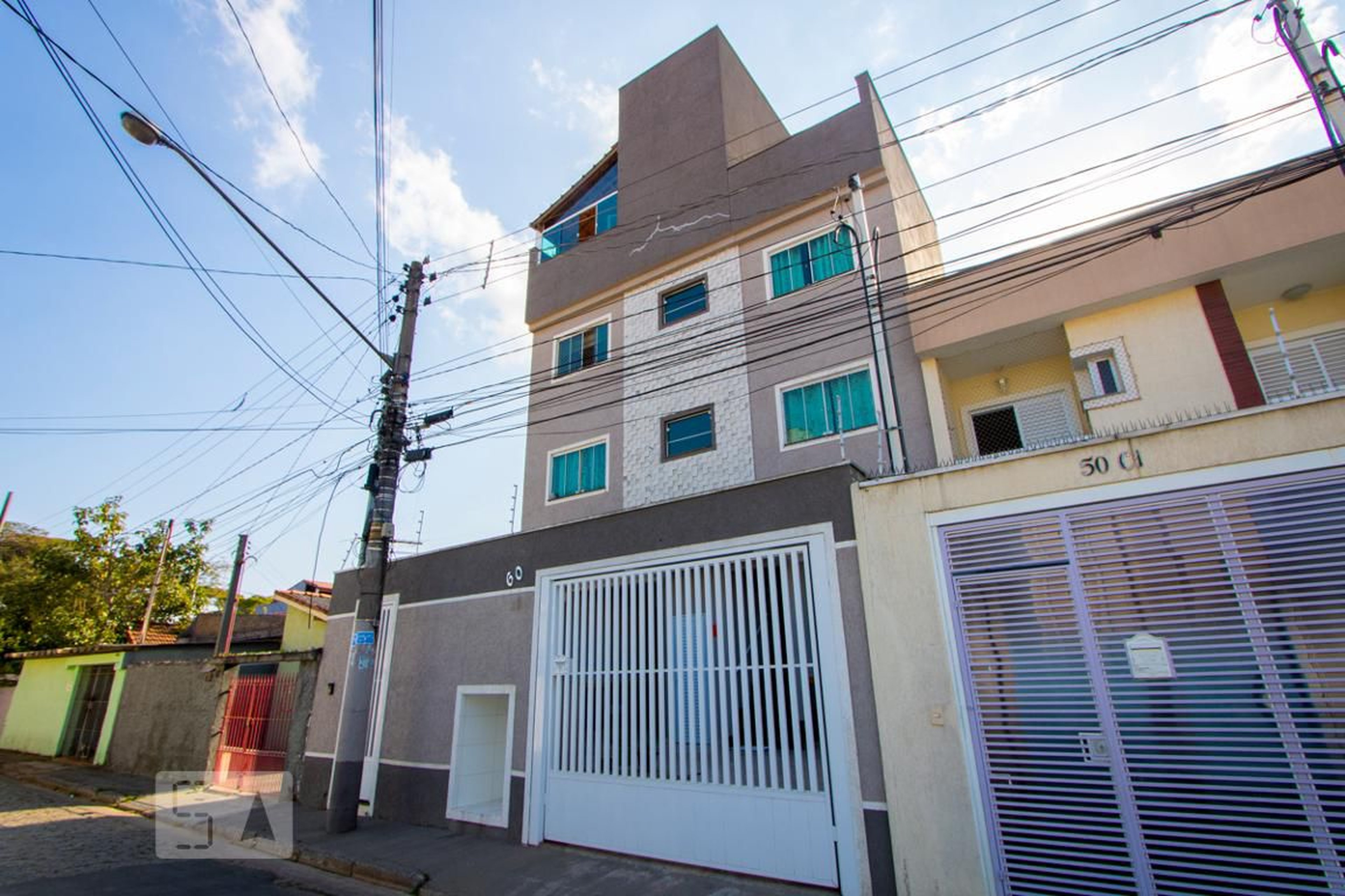 Fachada Condomínio em Rua Paulo de Frontin, 60