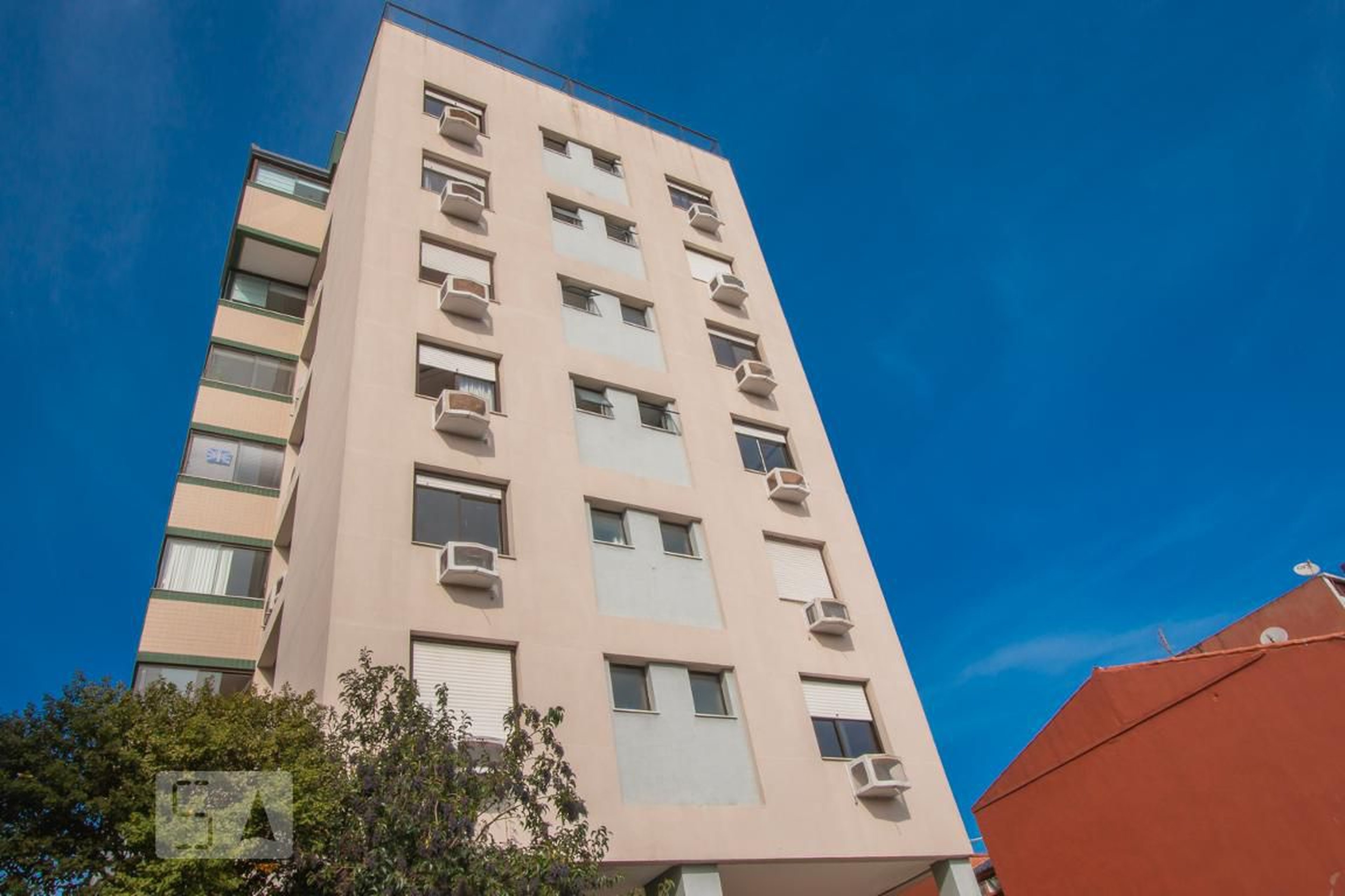 Fachada Condomínio Torre de Sevilha