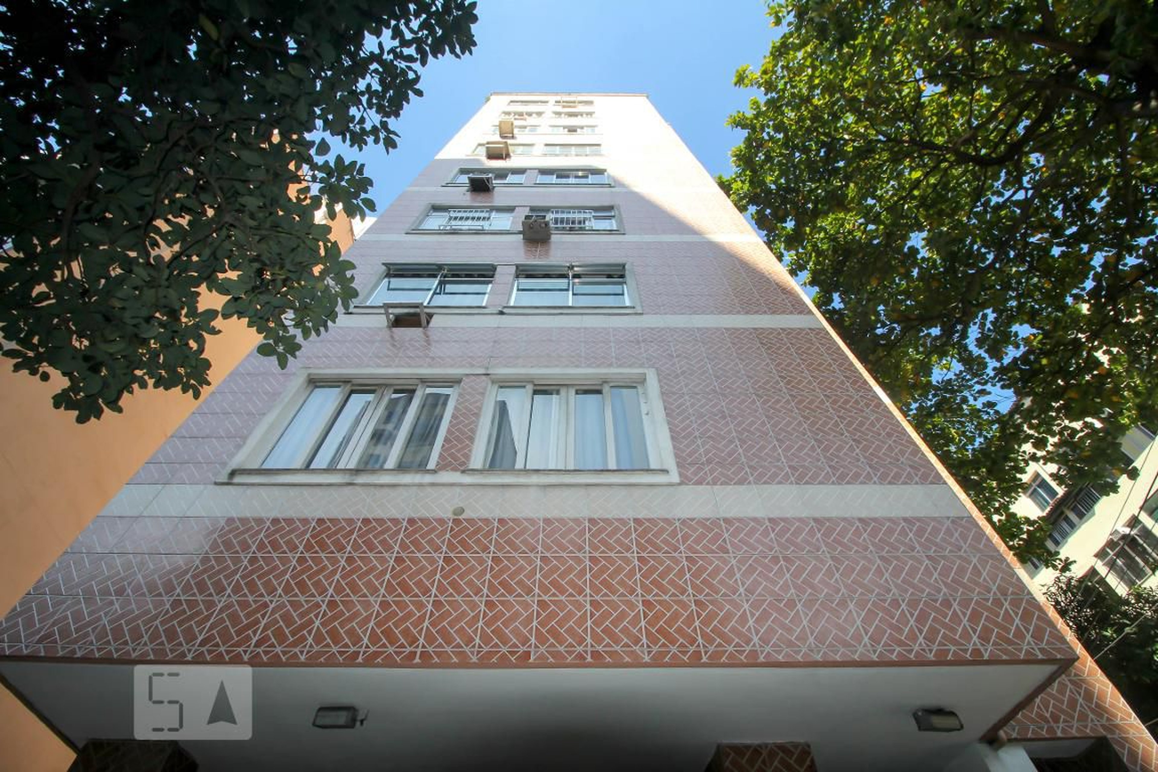 Fachada do Prédio Condomínio Del Castelo