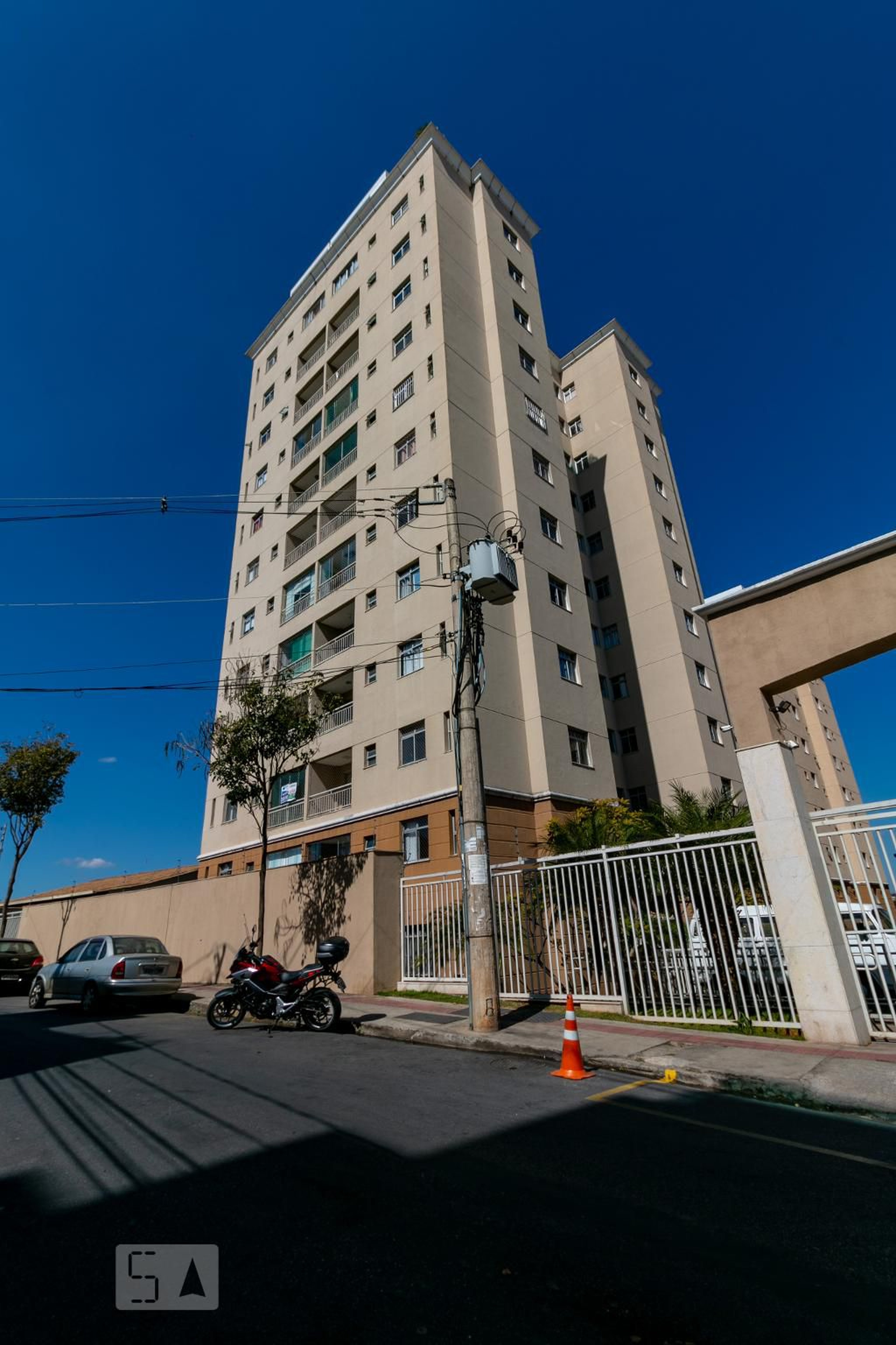 Fachada Condomínio em Rua dos Bororós, 111