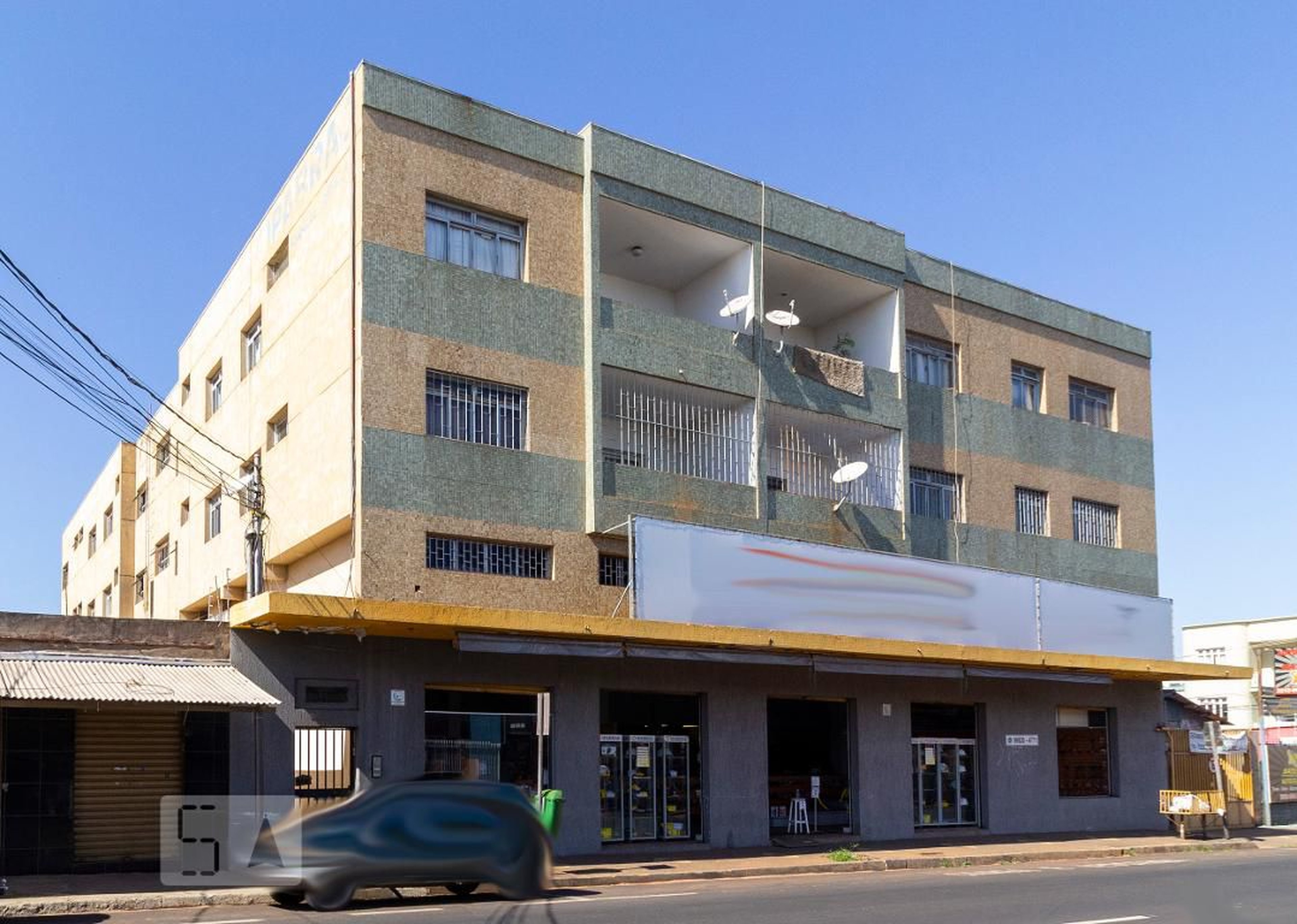 Fachada Edifício Celia Pereira Guimaraes