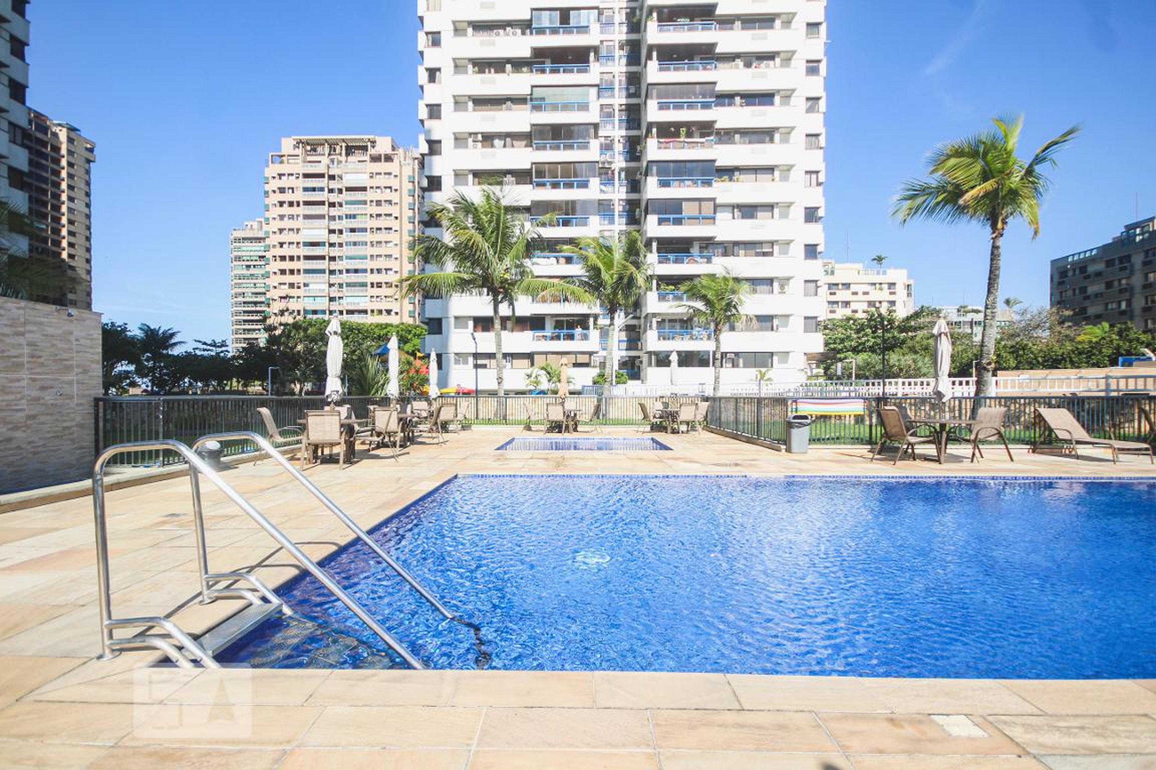 Piscina - Alfa Barra