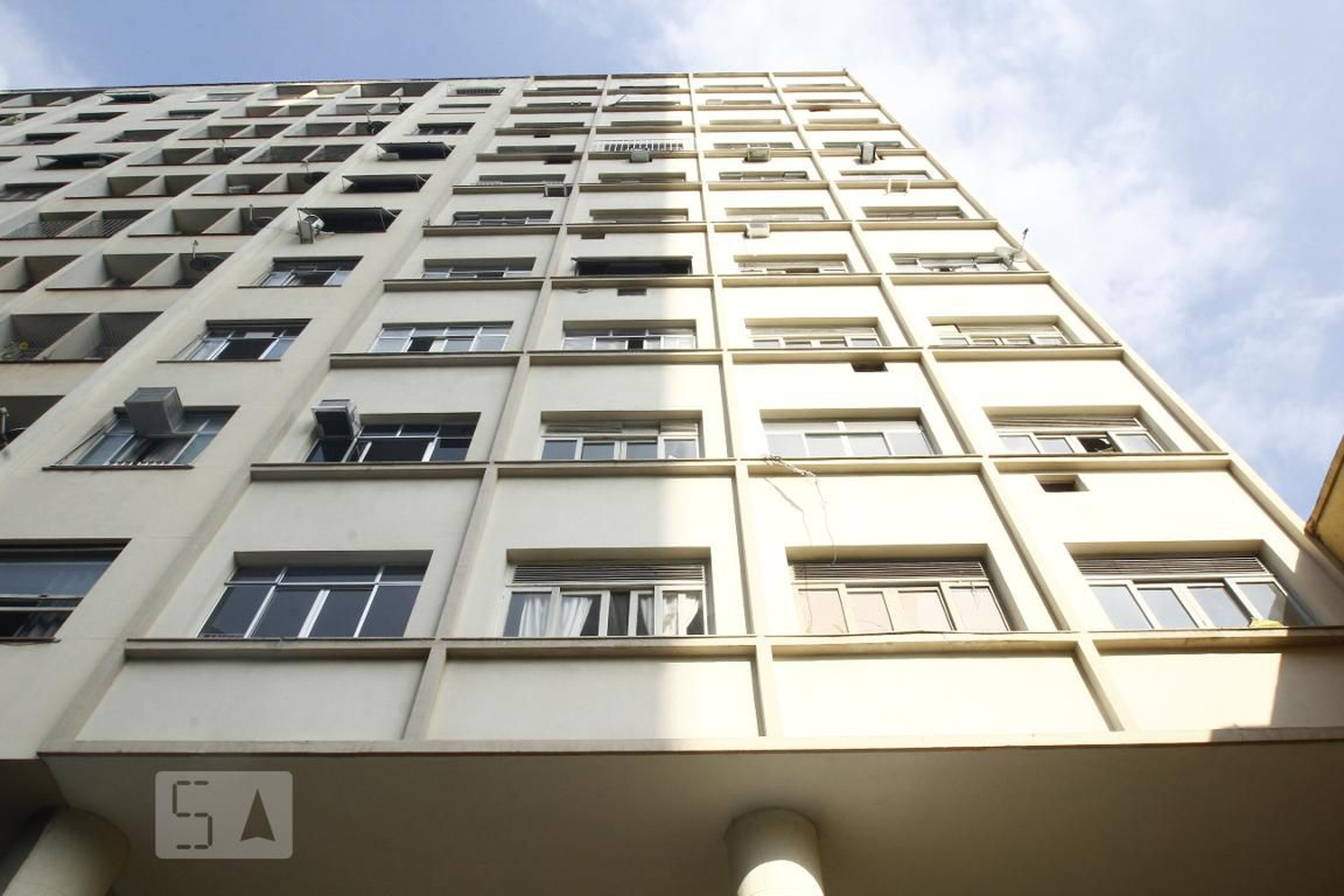 Fachada do Prédio Edifício Lívia