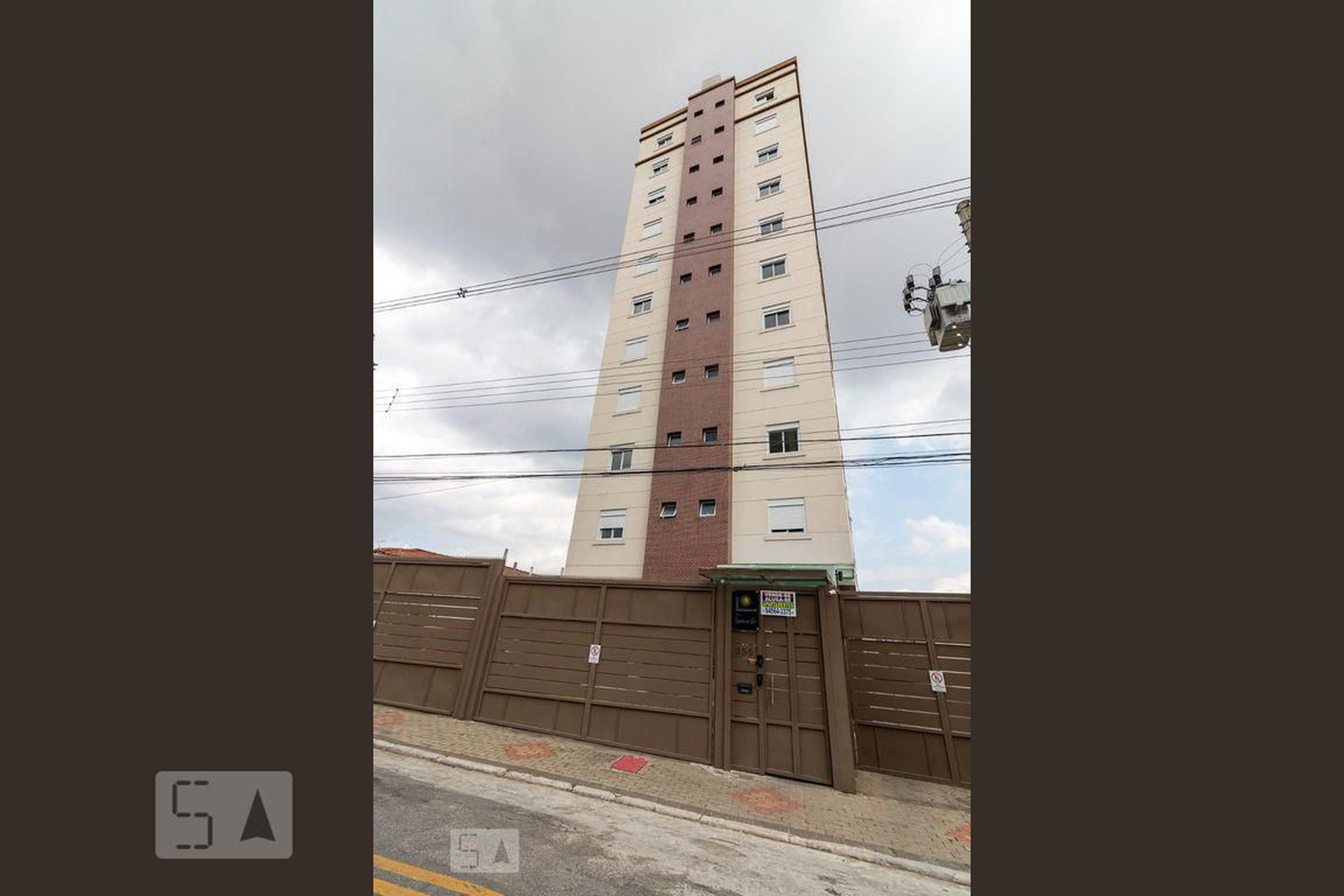 Fachada do Condomínio Condomínio Esquina do Sol