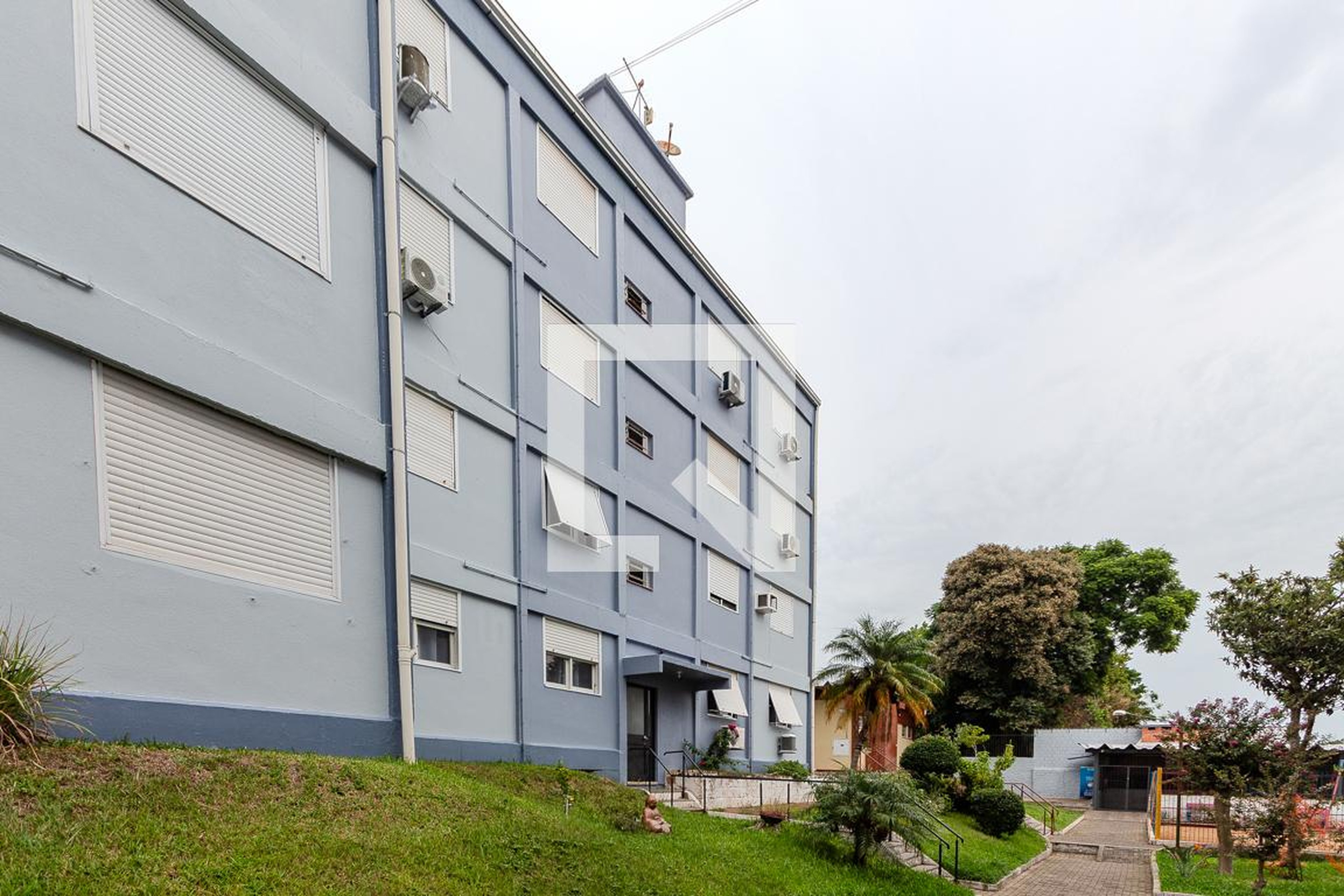 Fachada Condomínio Pereira Neto