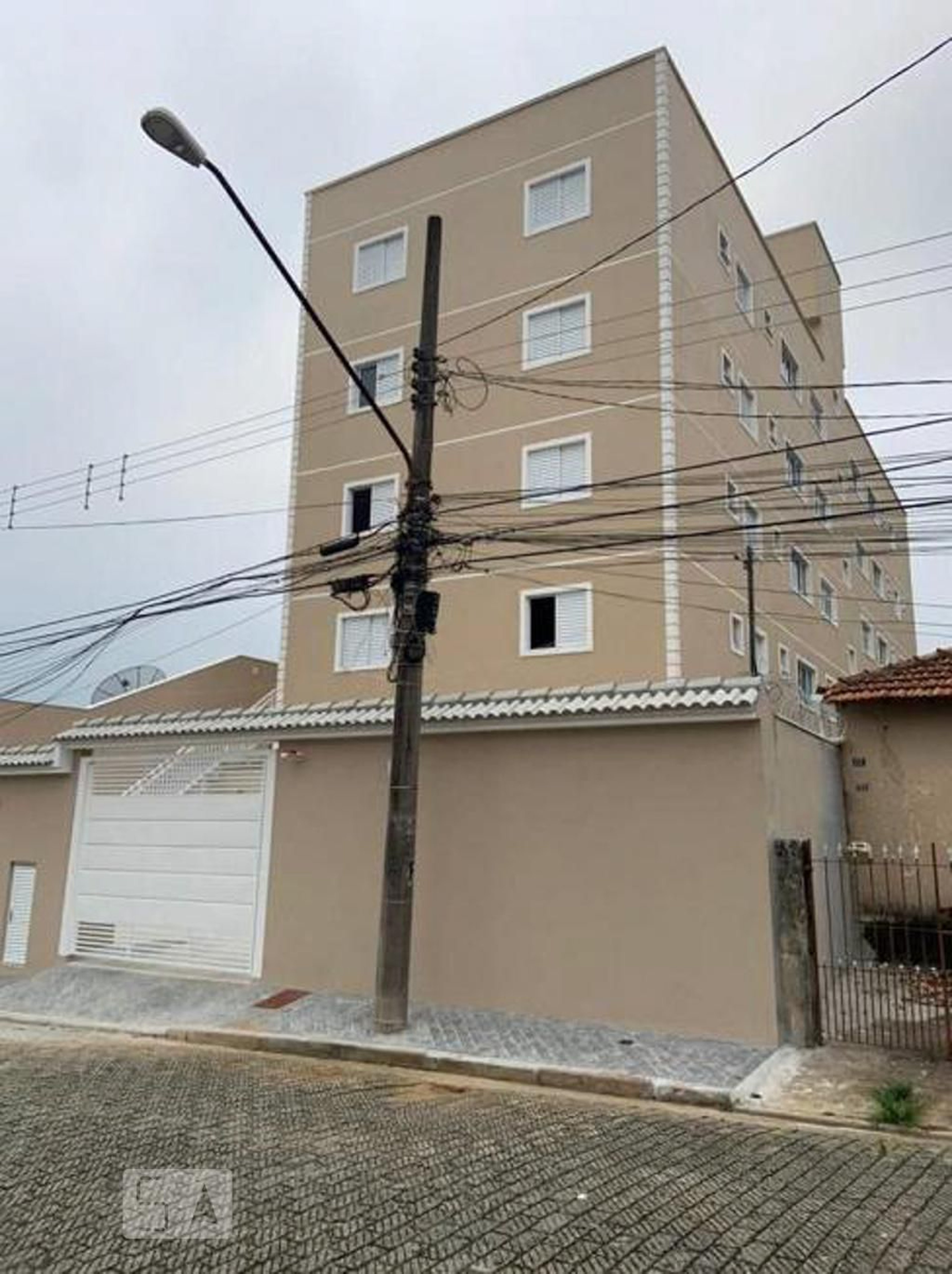 Fachada do Condomínio Condomínio em Rua Lalau Rabêlo, 282