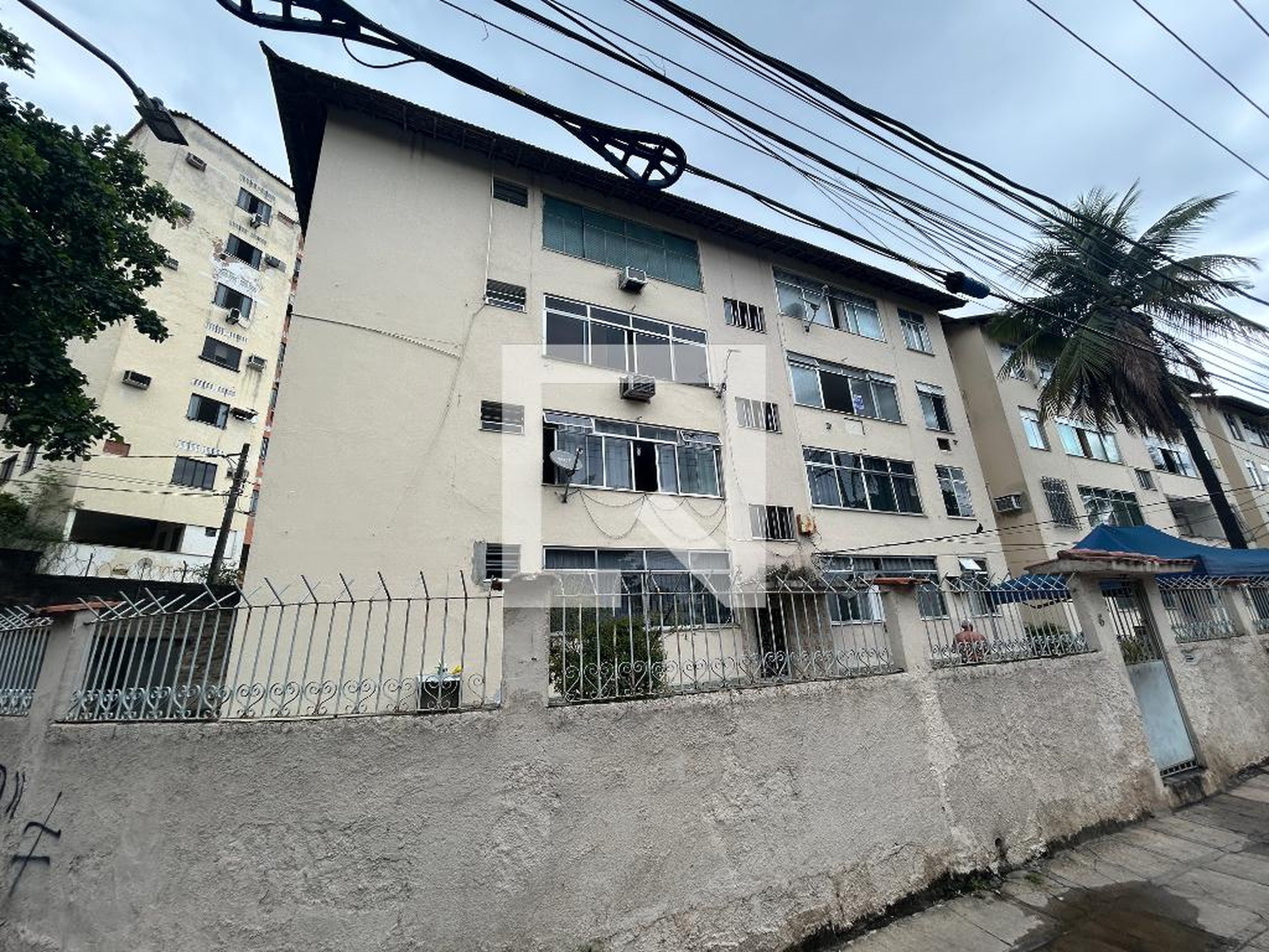 Fachada Condomínio em Rua Fazenda Nova, 6