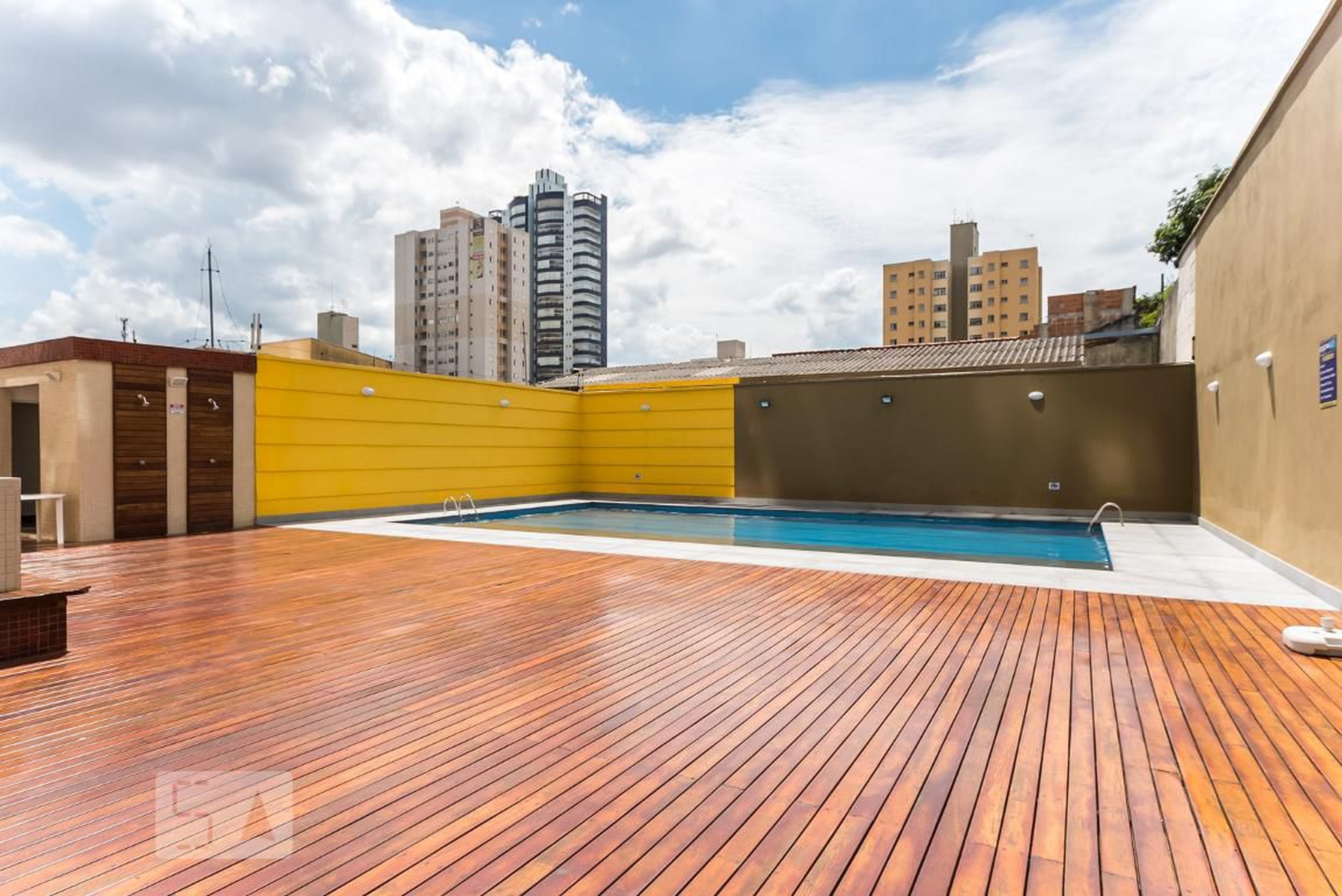 Piscina - Edifício Bulgária