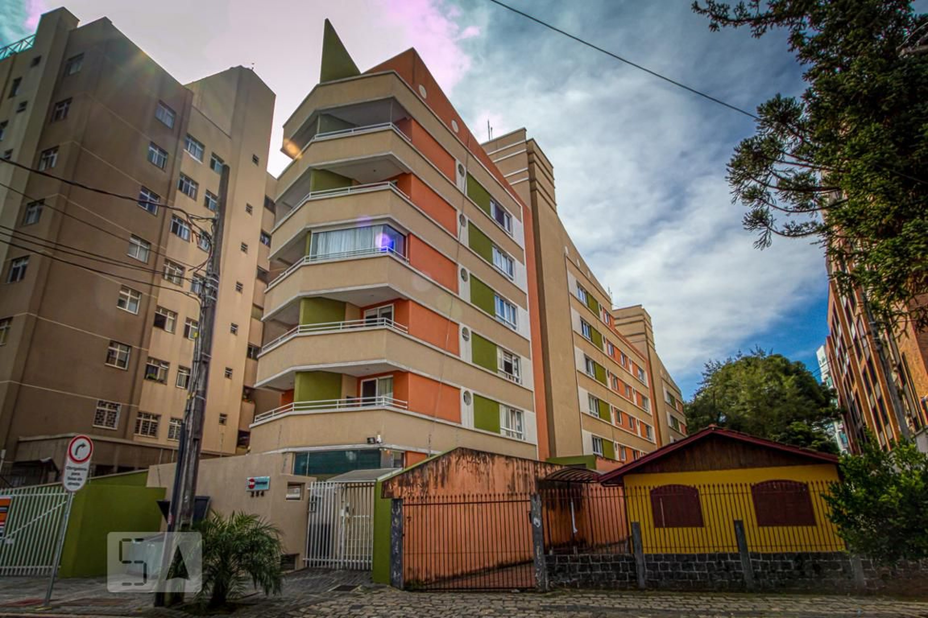 Fachada Edifício Dom Henrique