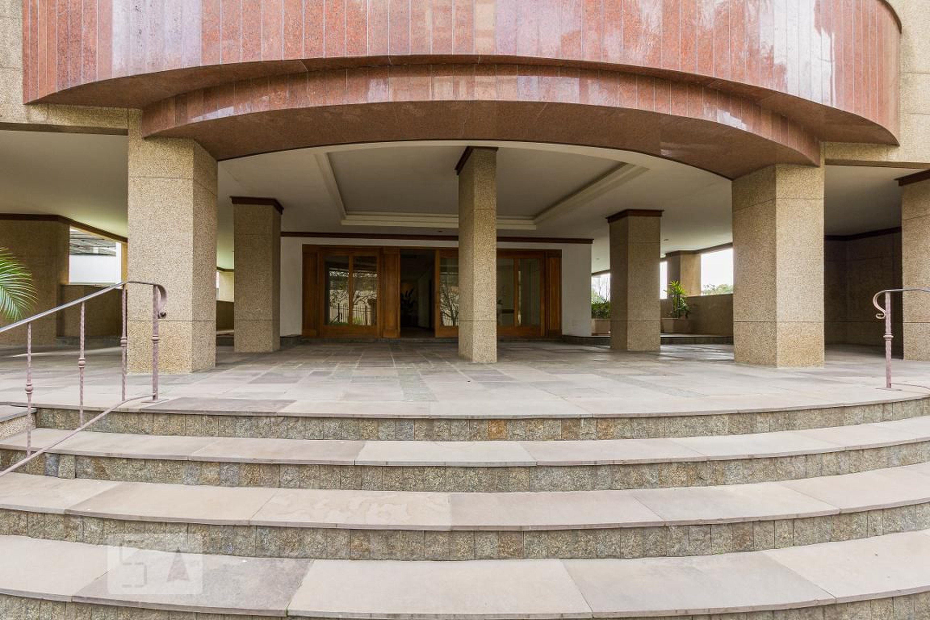 Entrada - Boulevard Saint Germain