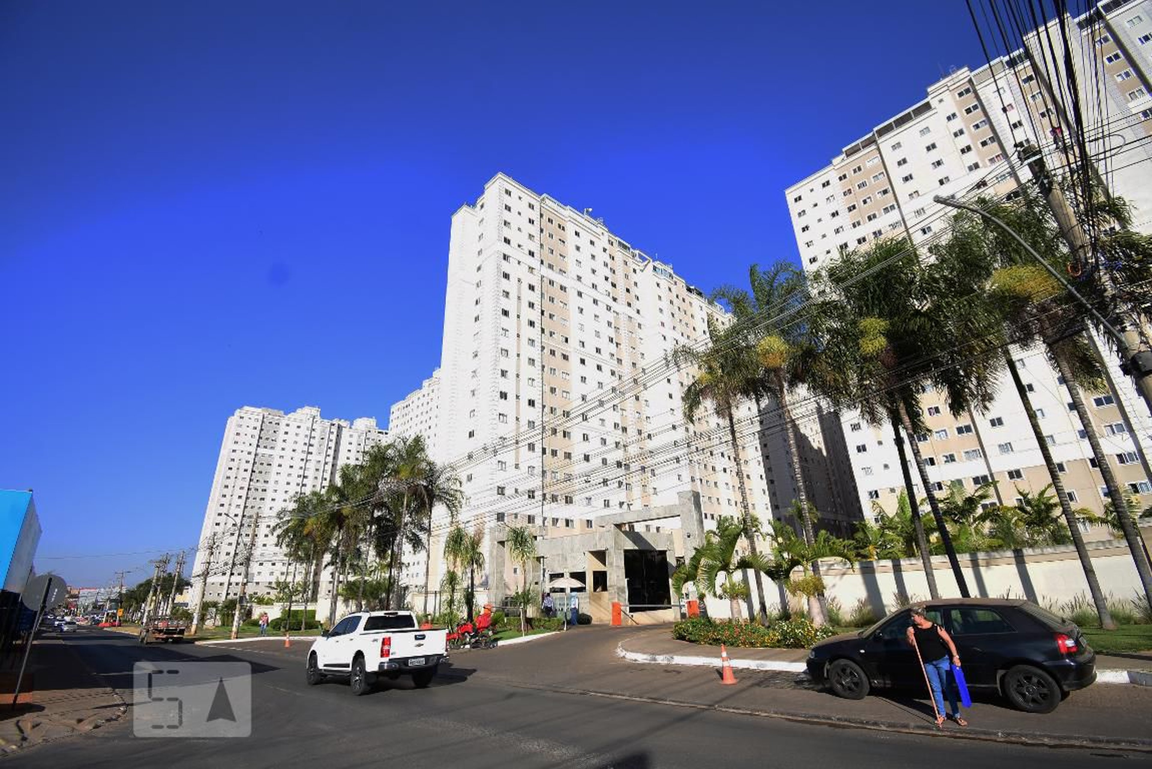 Fachada Condomínio em Qi 24 Lote 1 A 13, Torre A Apto