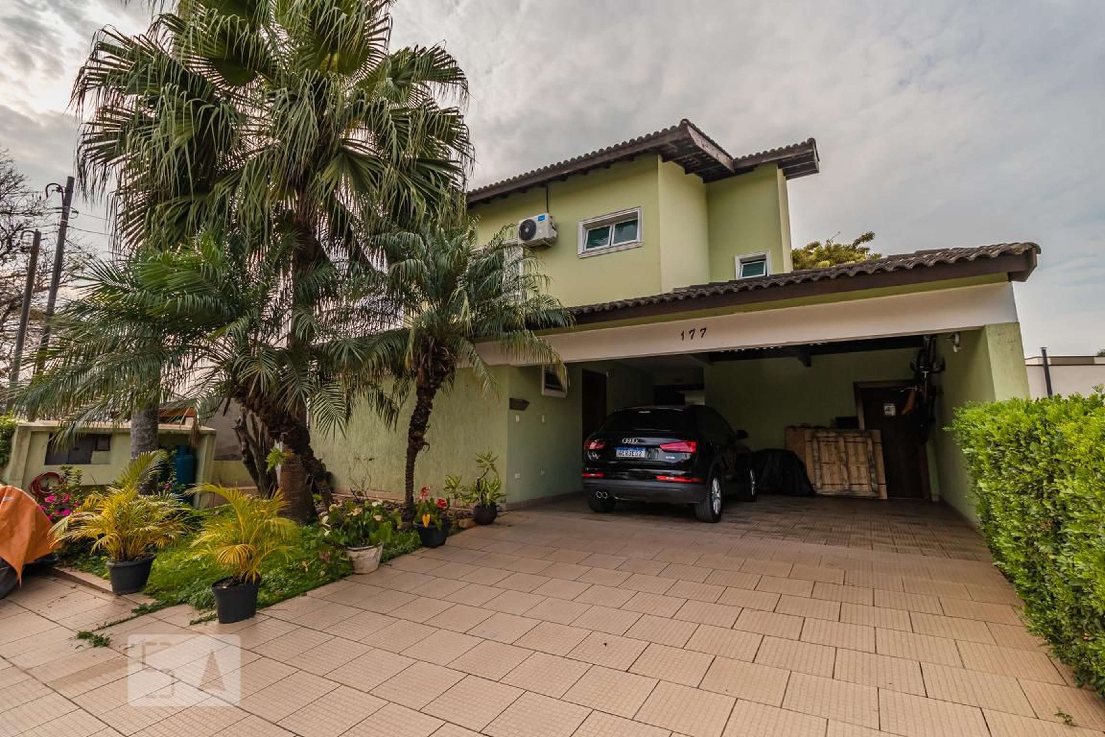 Fachada Condomínio em Alameda Rio Claro, 177