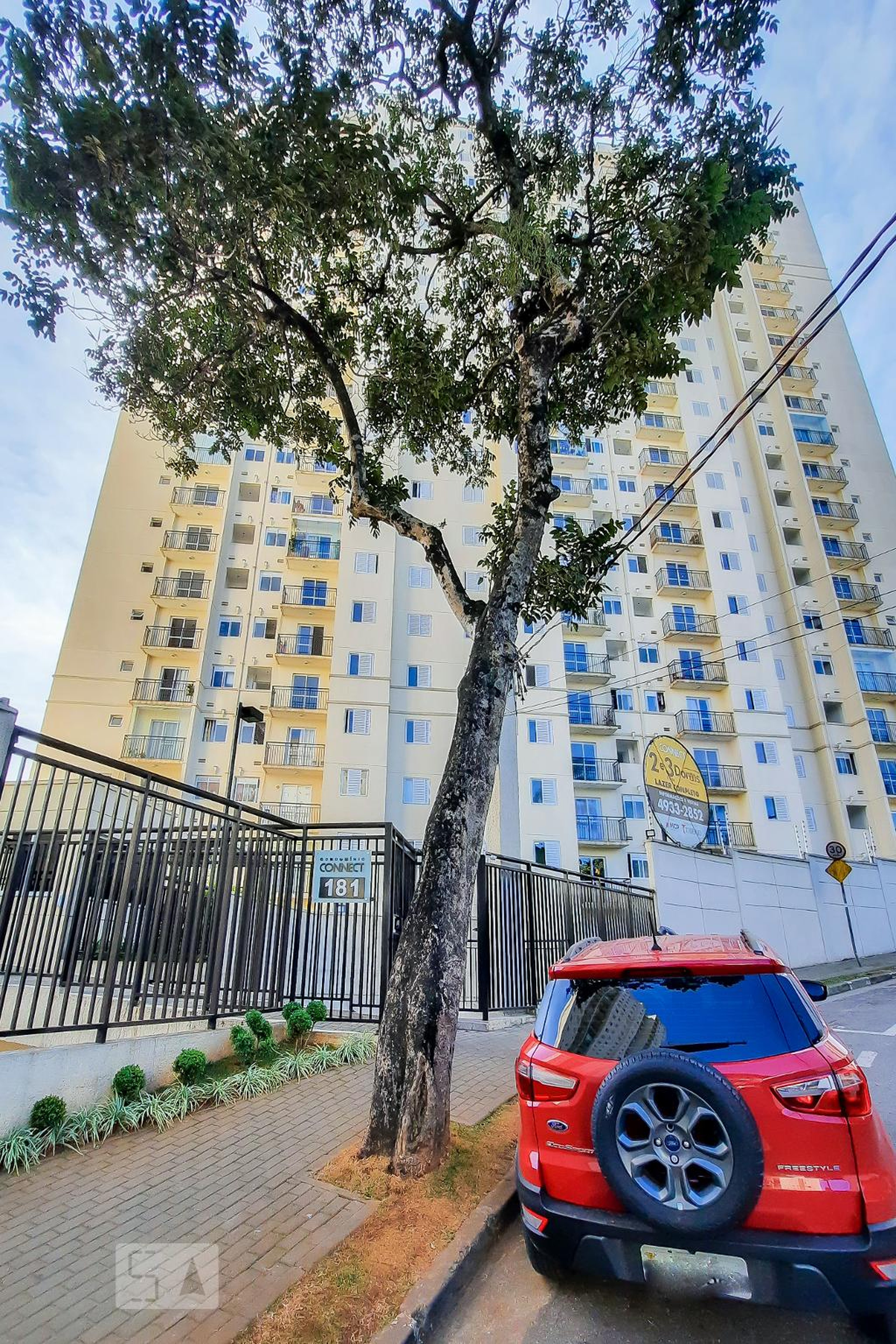 Fachada Condomínio Connect Diadema