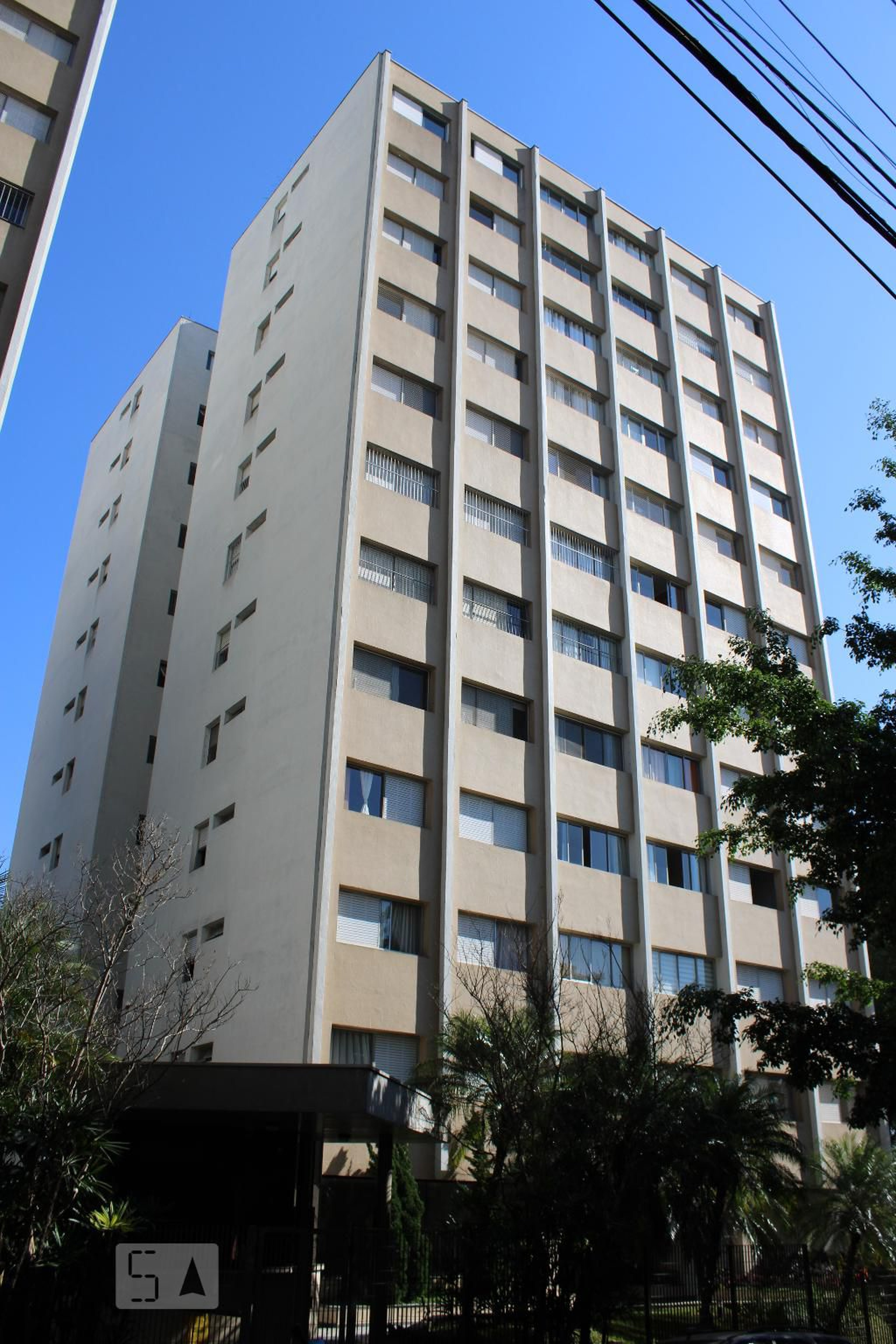Fachada do prédio Condomínio Adelino Gaspar