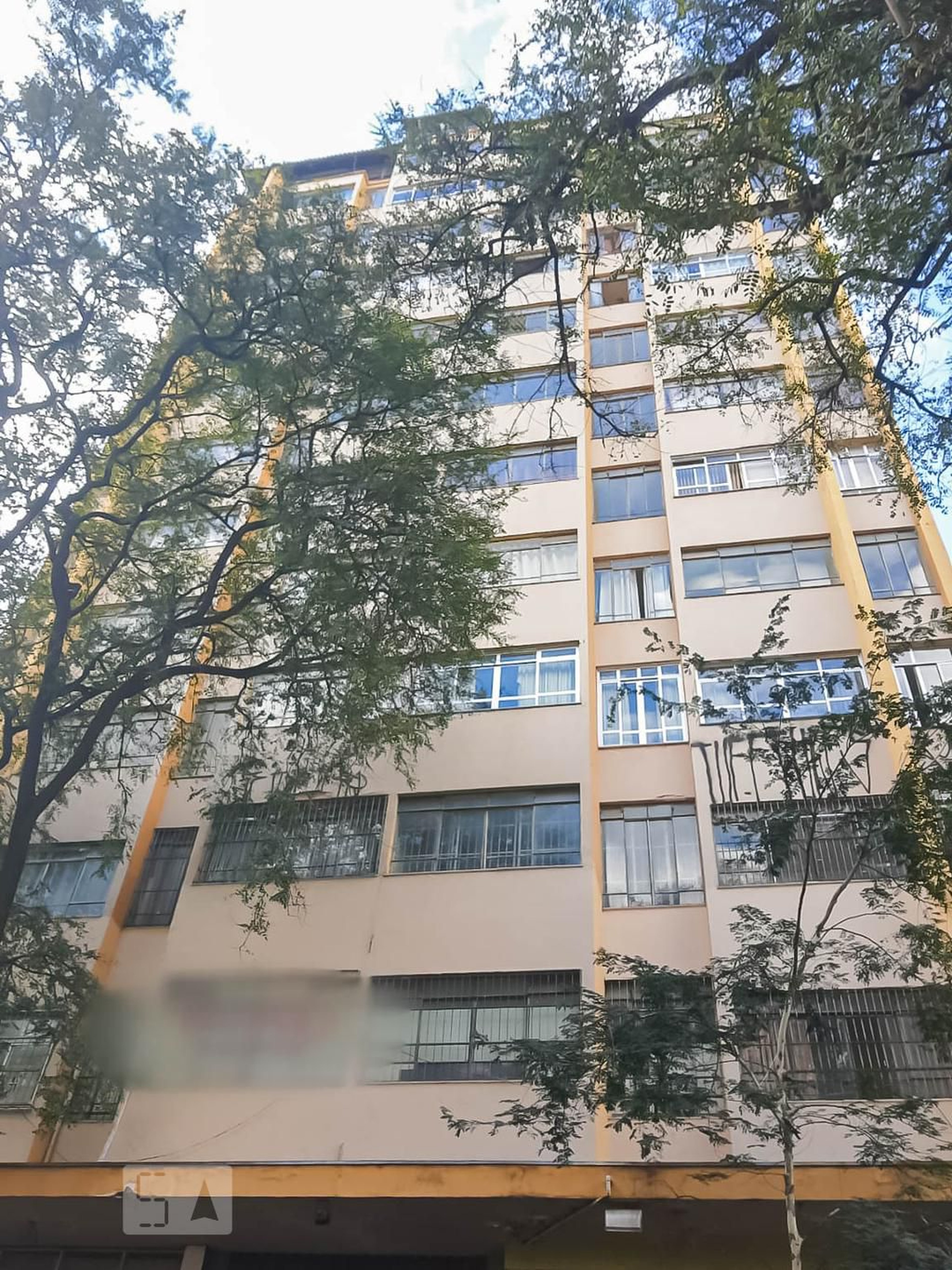 Fachada do prédio Condomínio em Rua dos Carijós, 558