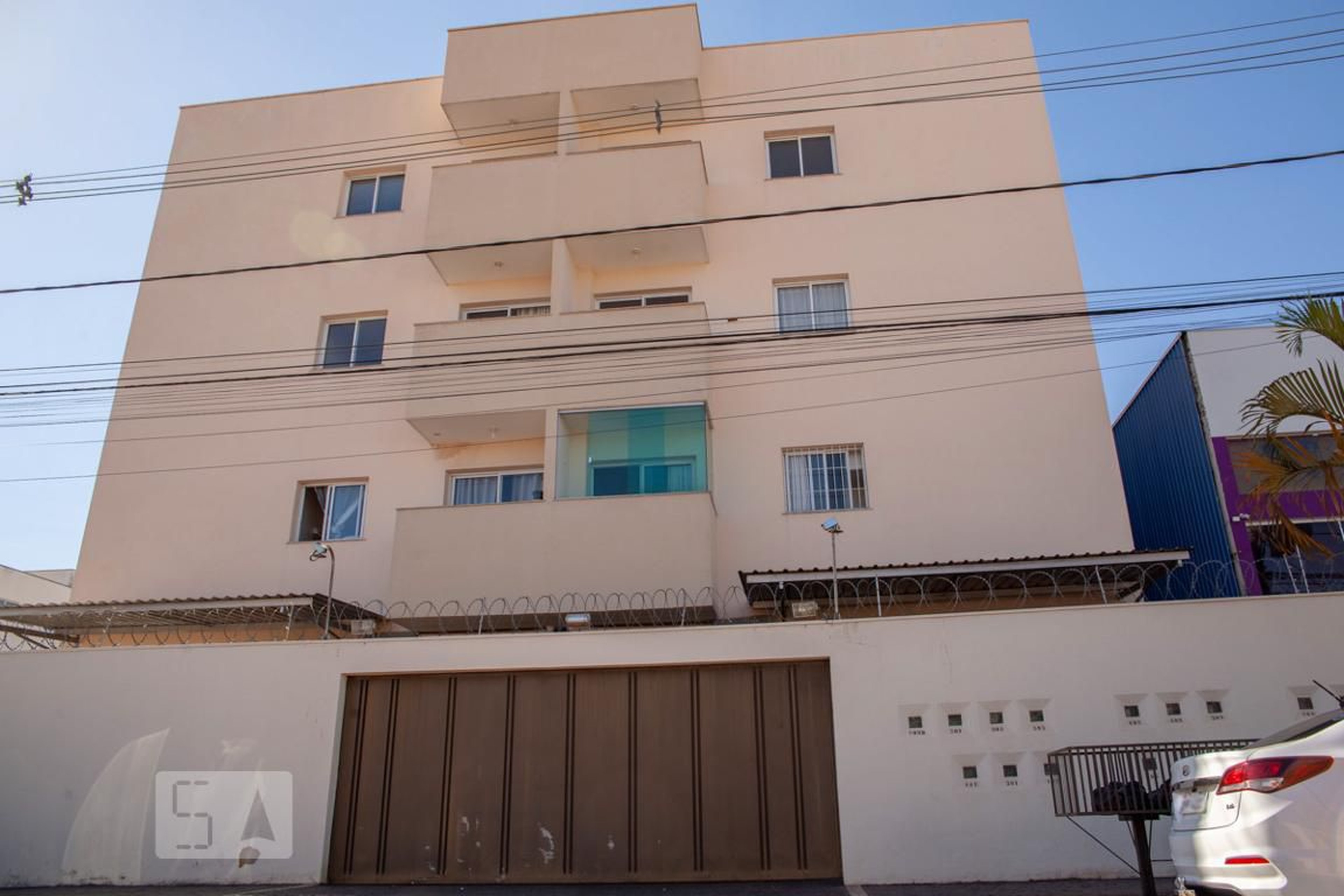 Fachada Condomínio em Rua Antônio Zeferino de Paula, 1529