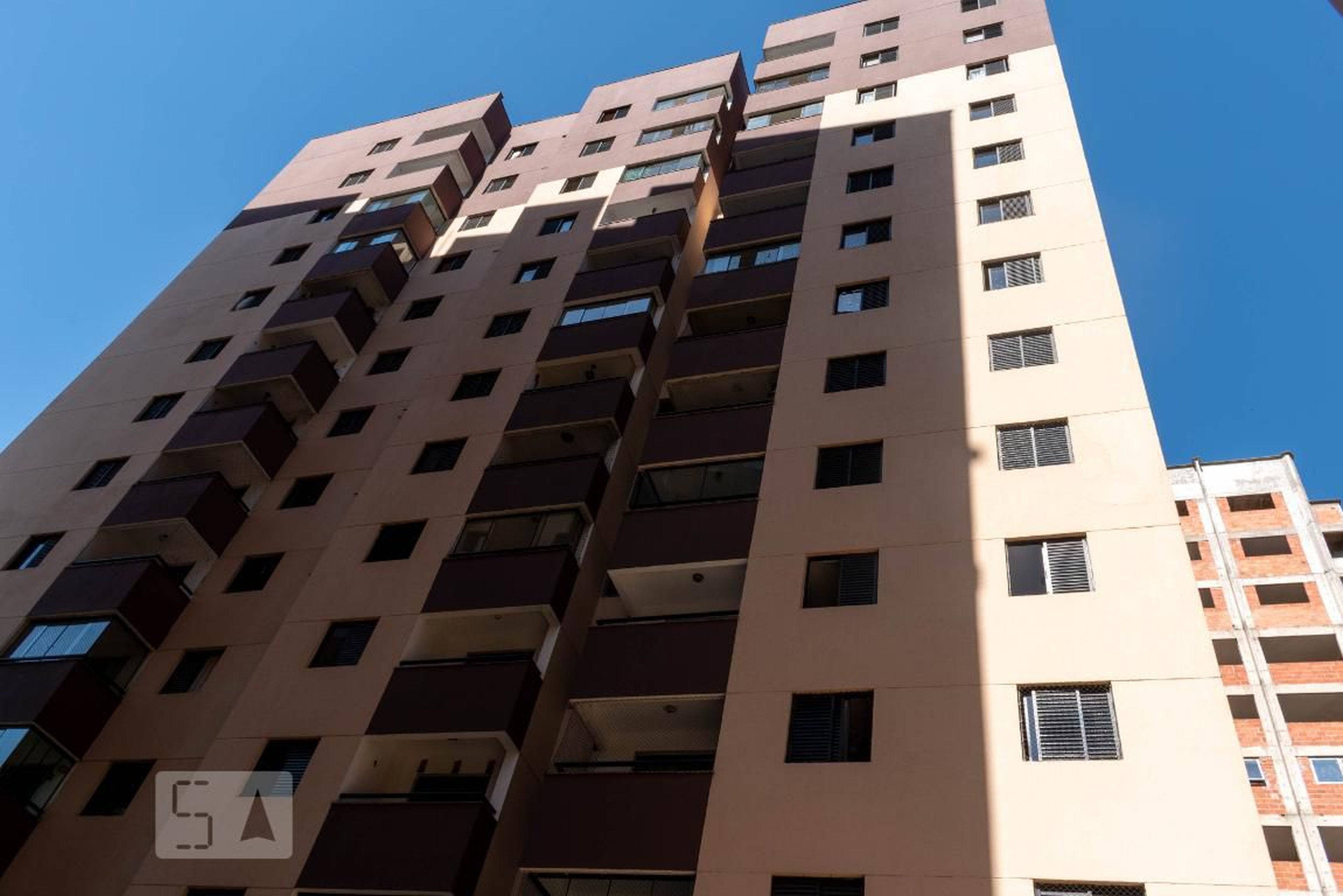 Fachada Condomínio em Avenida Engenheiro Armando de Arruda Pereira, 34