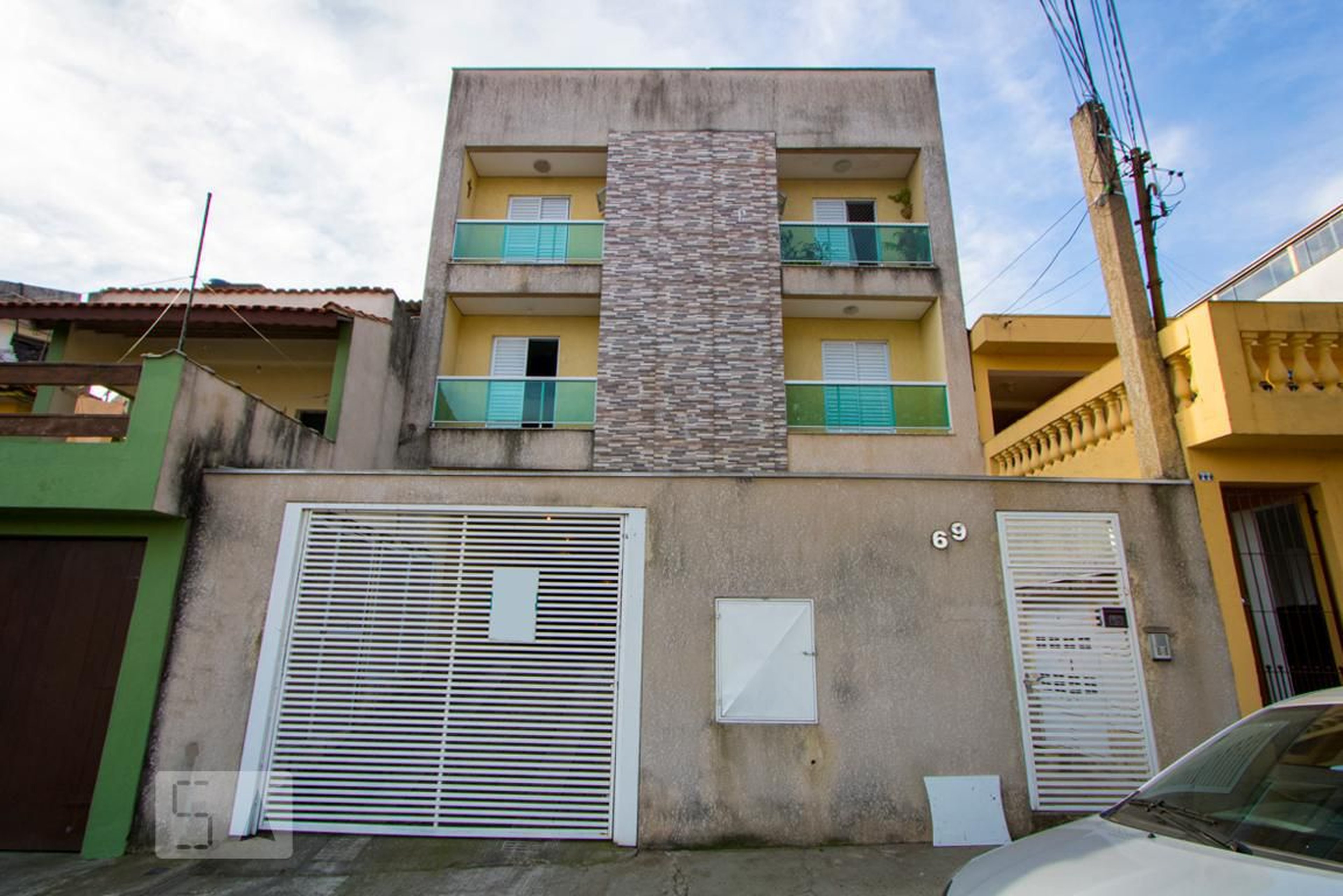 Fachada Condomínio em Rua Etiópia, 69