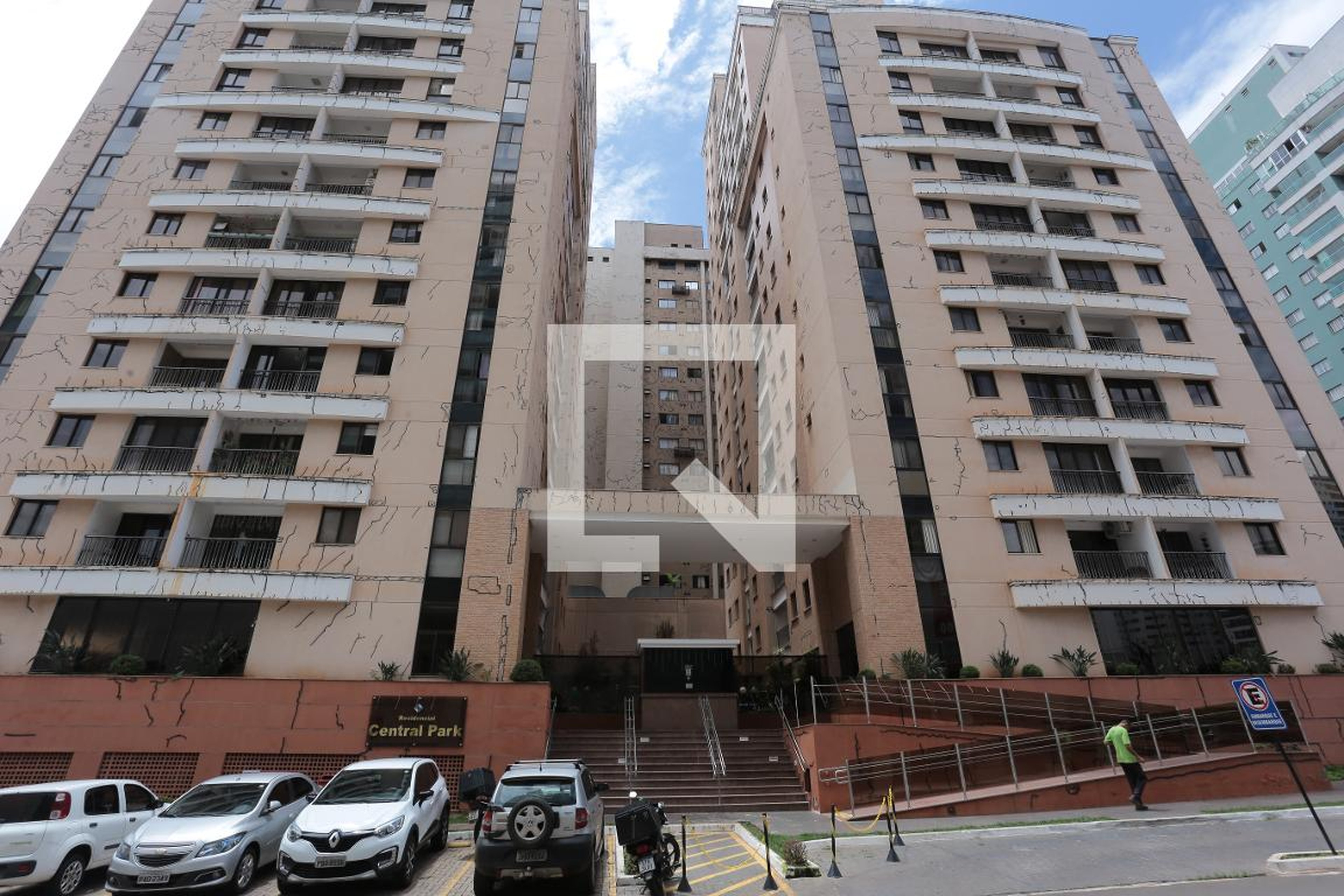 Fachada Residencial Pau Brasil