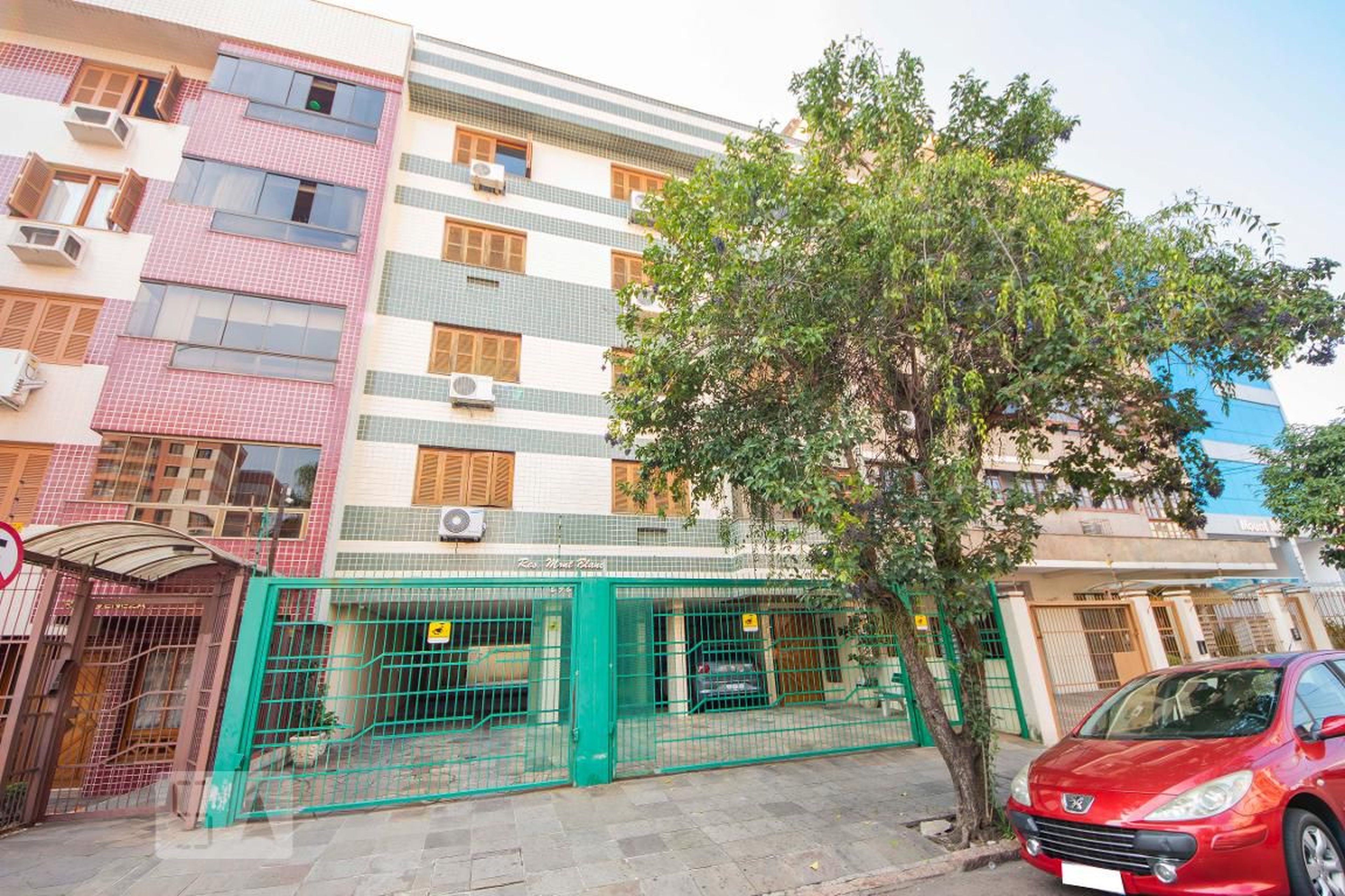 Fachada do Condomínio Residencial Mont Blanc