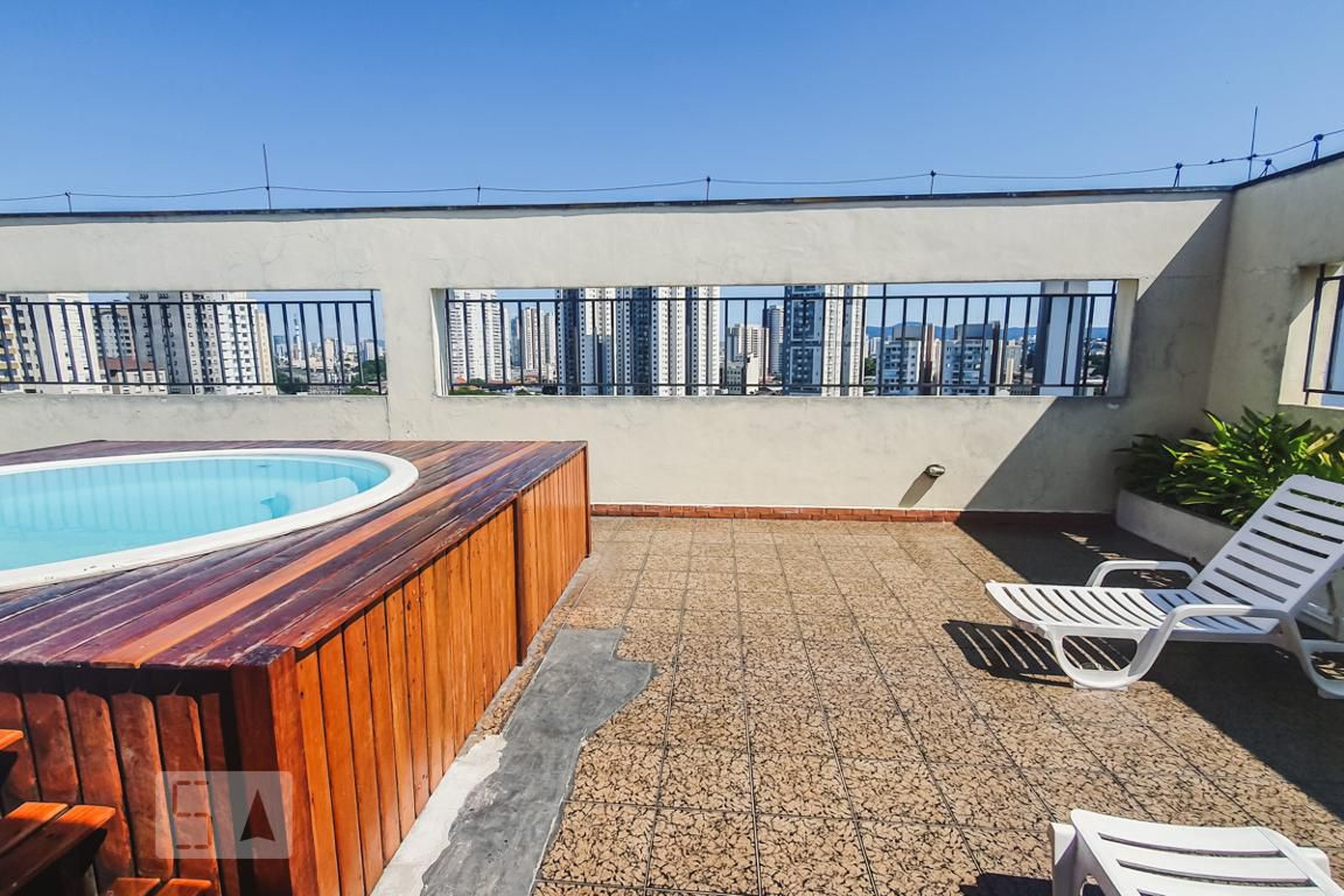 Piscina - Edifício Potengy